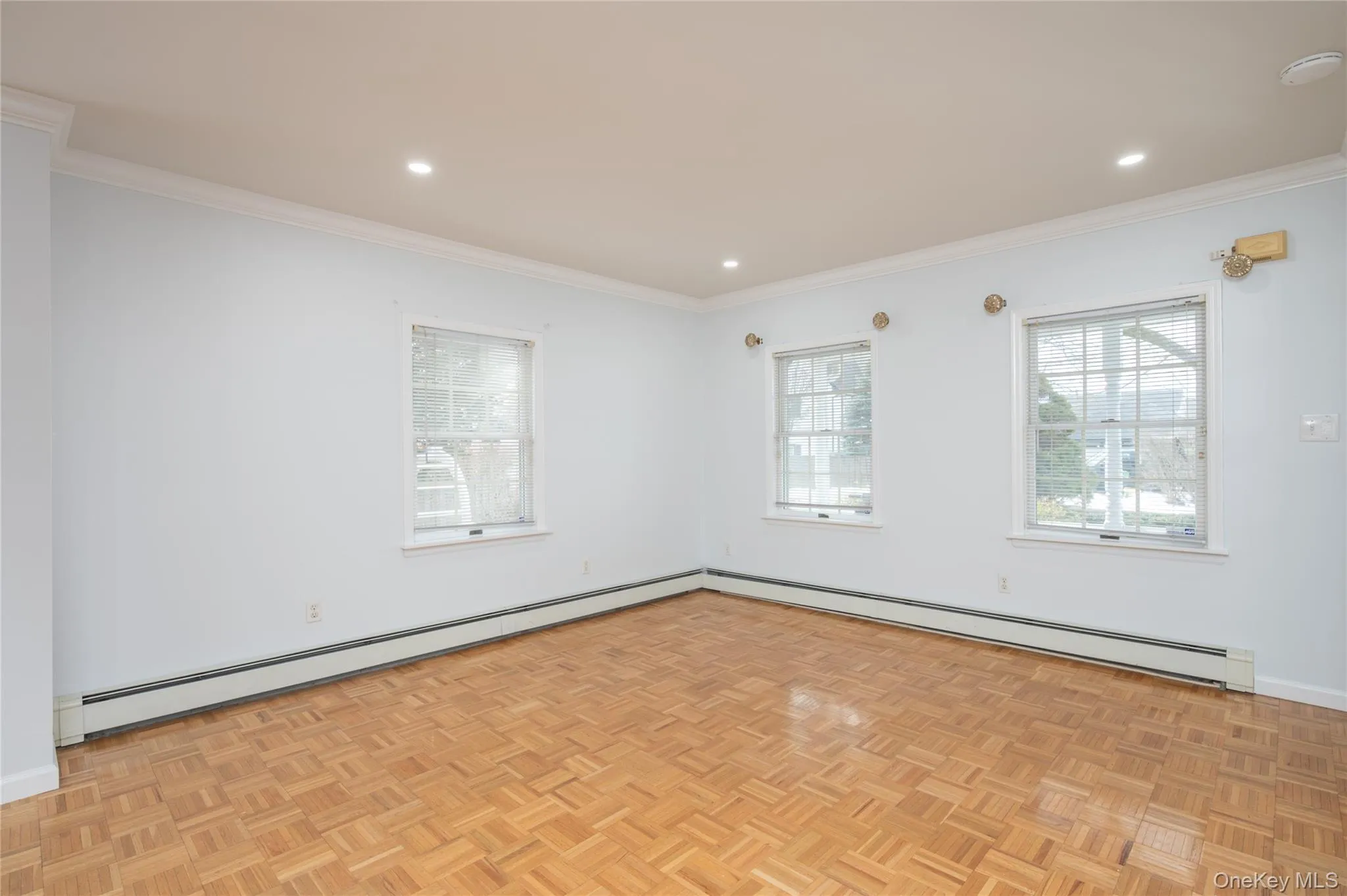9 Harrison Ave, Oyster Bay, NY, 3 Bedrooms Bedrooms, 4 Rooms Rooms,2 BathroomsBathrooms,Residential Lease,For Rent,Harrison Ave,0,968476 9 Harrison Ave, Oyster Bay, NY, 3 Bedrooms Bedrooms, 4 Rooms Rooms,2 BathroomsBathrooms,Residential Lease,For Rent,Harrison Ave,0,968476