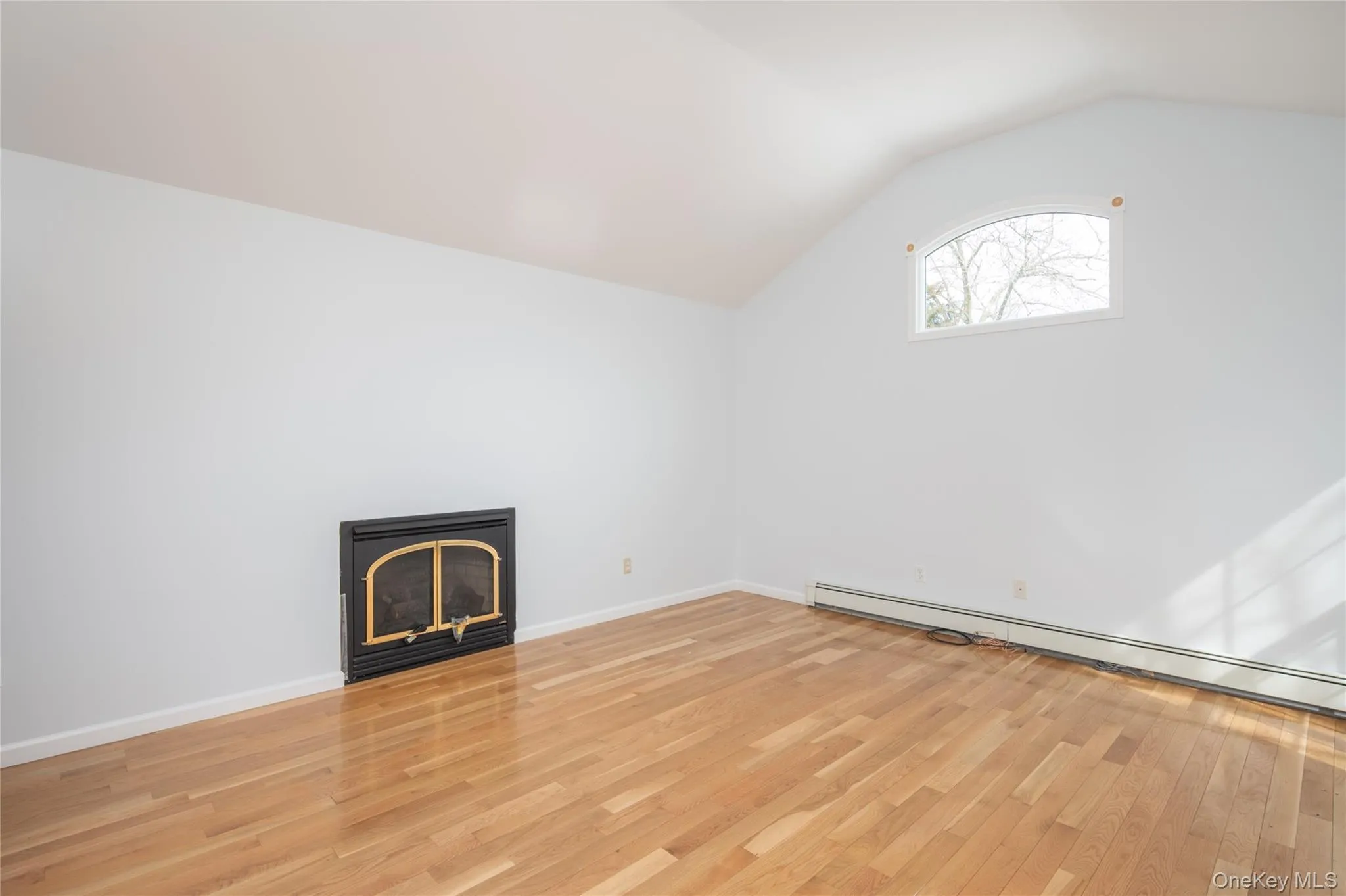 9 Harrison Ave, Oyster Bay, NY, 3 Bedrooms Bedrooms, 4 Rooms Rooms,2 BathroomsBathrooms,Residential Lease,For Rent,Harrison Ave,0,968476 9 Harrison Ave, Oyster Bay, NY, 3 Bedrooms Bedrooms, 4 Rooms Rooms,2 BathroomsBathrooms,Residential Lease,For Rent,Harrison Ave,0,968476