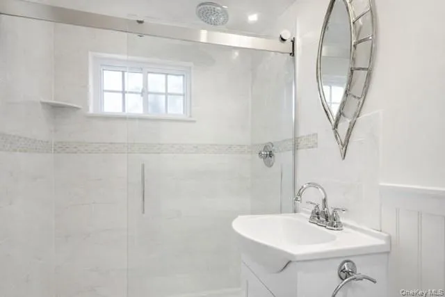 435 Montauk Highway, Southampton, NY, 2 Bedrooms Bedrooms, 4 Rooms Rooms,1 BathroomBathrooms,Residential Lease,For Rent,Montauk,0,968478 435 Montauk Highway, Southampton, NY, 2 Bedrooms Bedrooms, 4 Rooms Rooms,1 BathroomBathrooms,Residential Lease,For Rent,Montauk,0,968478