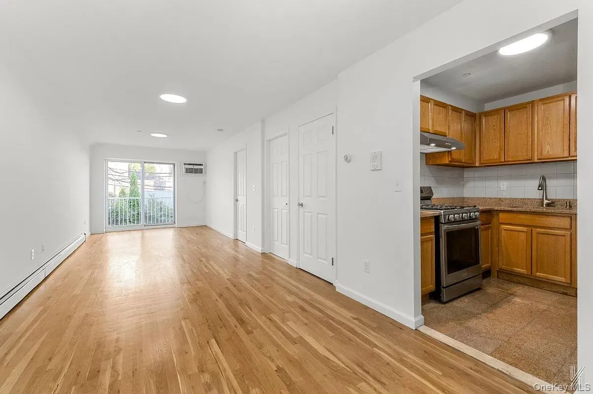 4136 66th Street, New York, NY, 1 Bedroom Bedrooms, 3 Rooms Rooms,1 BathroomBathrooms,Residential Lease,For Rent,66th,0,968489 4136 66th Street, New York, NY, 1 Bedroom Bedrooms, 3 Rooms Rooms,1 BathroomBathrooms,Residential Lease,For Rent,66th,0,968489