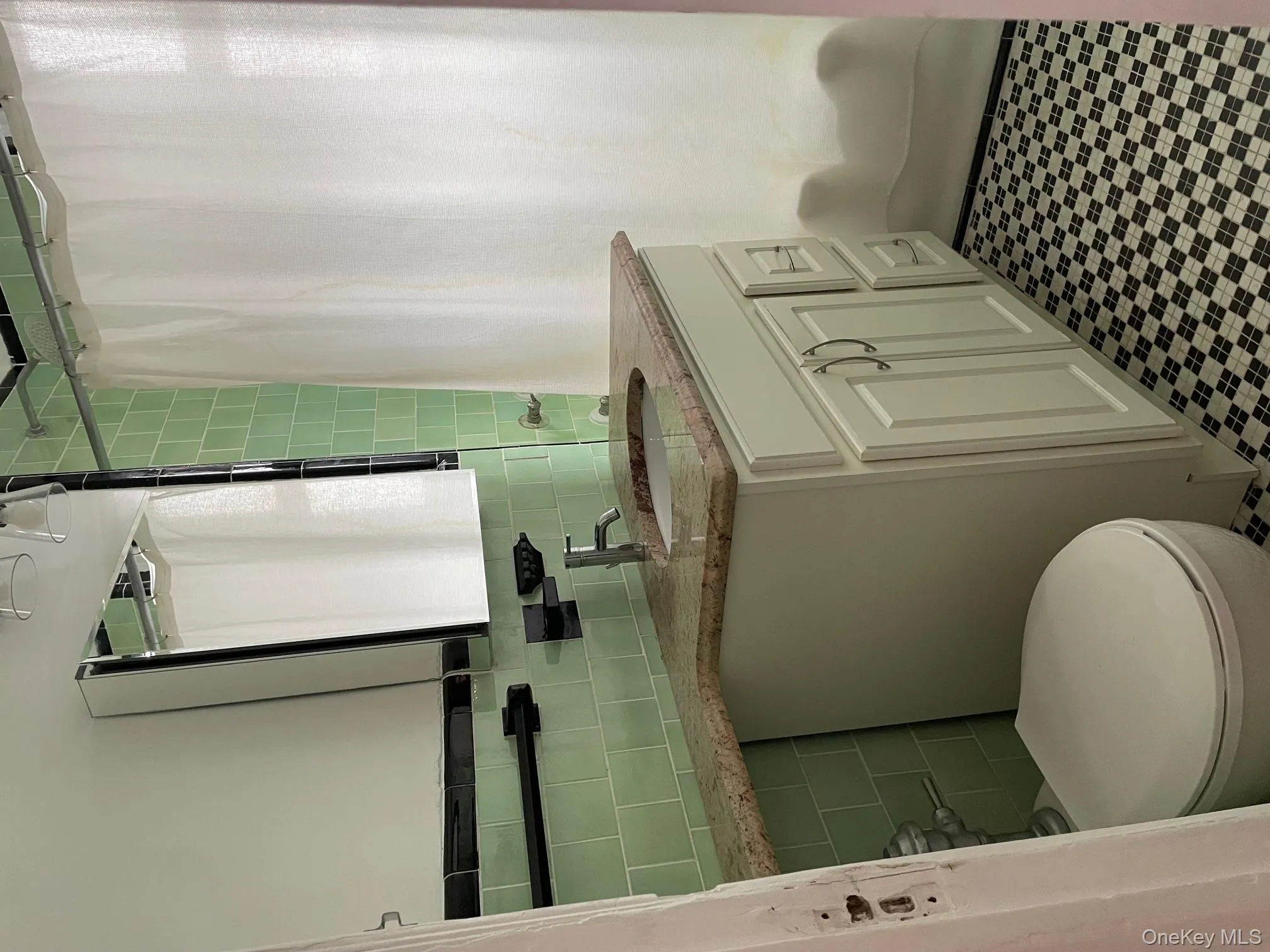 7720 Austin Street, New York, NY, 1 Bedroom Bedrooms, 4 Rooms Rooms,1 BathroomBathrooms,Residential Lease,For Rent,Austin,0,968490 7720 Austin Street, New York, NY, 1 Bedroom Bedrooms, 4 Rooms Rooms,1 BathroomBathrooms,Residential Lease,For Rent,Austin,0,968490