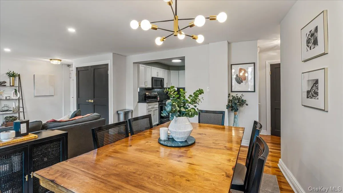 10-24 166th Street, New York, NY, 2 Bedrooms Bedrooms, 5 Rooms Rooms,1 BathroomBathrooms,Residential,For Rent,166th,0,968491 10-24 166th Street, New York, NY, 2 Bedrooms Bedrooms, 5 Rooms Rooms,1 BathroomBathrooms,Residential,For Rent,166th,0,968491