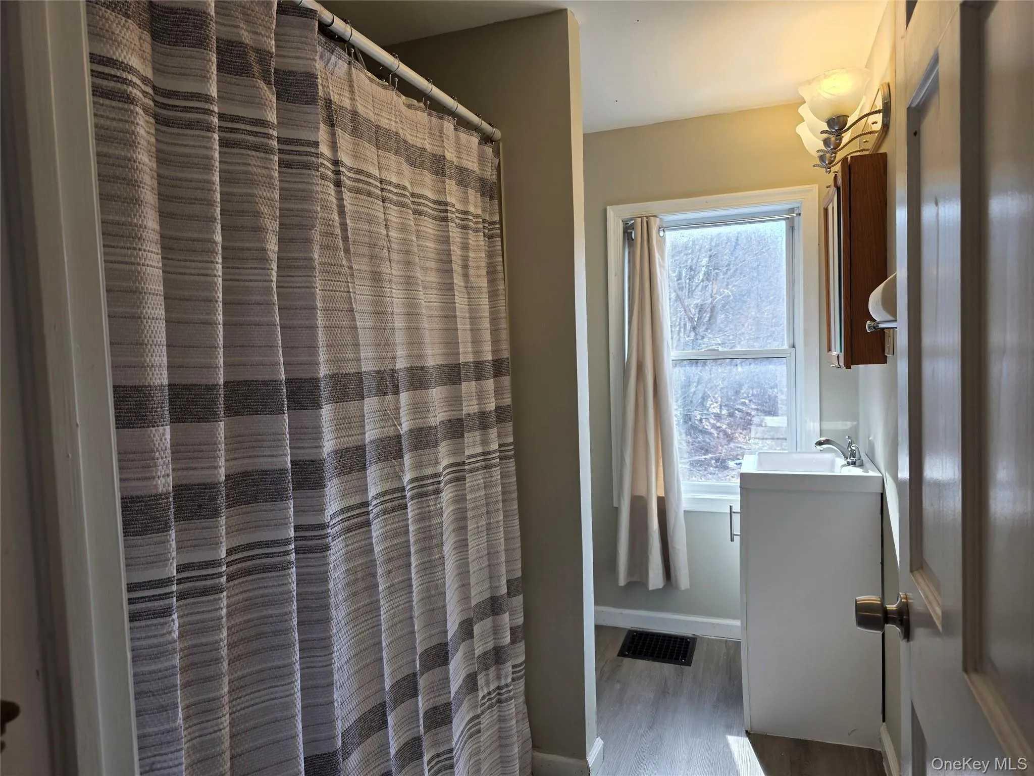 11708 NY 97, Fremont, NY, 2 Bedrooms Bedrooms, 5 Rooms Rooms,1 BathroomBathrooms,Residential,For Rent,NY 97,0,968493 11708 NY 97, Fremont, NY, 2 Bedrooms Bedrooms, 5 Rooms Rooms,1 BathroomBathrooms,Residential,For Rent,NY 97,0,968493