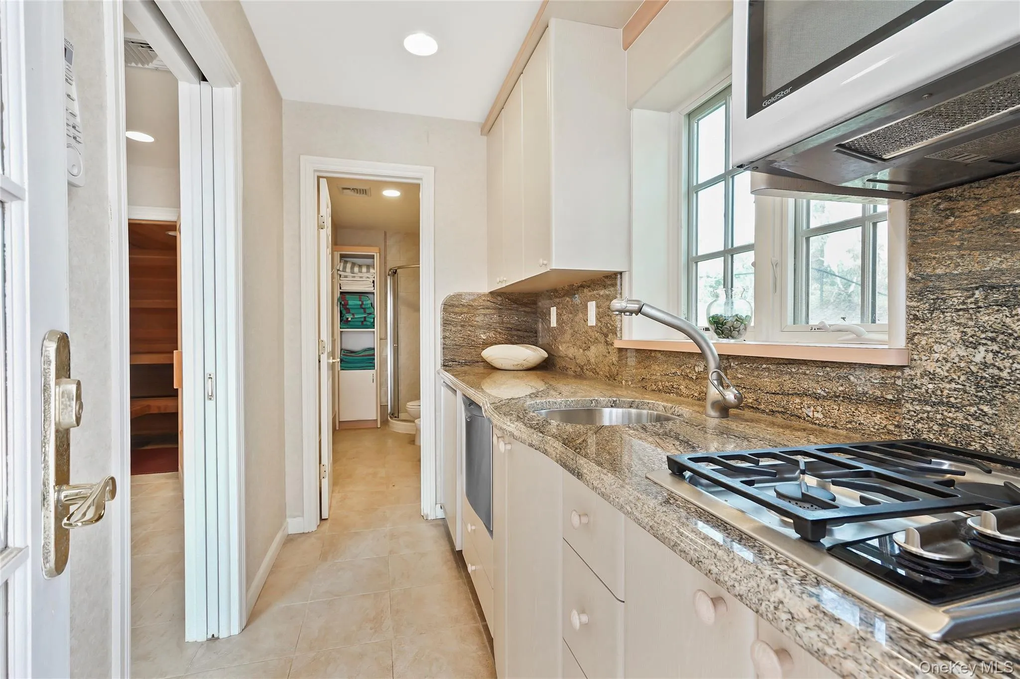 10 Hill Road, North Hempstead, NY, 5 Bedrooms Bedrooms, 13 Rooms Rooms,7 BathroomsBathrooms,Residential,For Rent,Hill,0,968507 10 Hill Road, North Hempstead, NY, 5 Bedrooms Bedrooms, 13 Rooms Rooms,7 BathroomsBathrooms,Residential,For Rent,Hill,0,968507