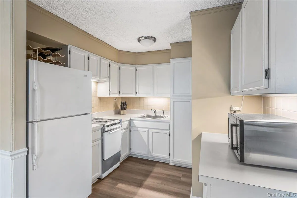 7-24 166th Street, New York, NY, 2 Bedrooms Bedrooms, 5 Rooms Rooms,1 BathroomBathrooms,Residential,For Rent,166th,0,968532 7-24 166th Street, New York, NY, 2 Bedrooms Bedrooms, 5 Rooms Rooms,1 BathroomBathrooms,Residential,For Rent,166th,0,968532