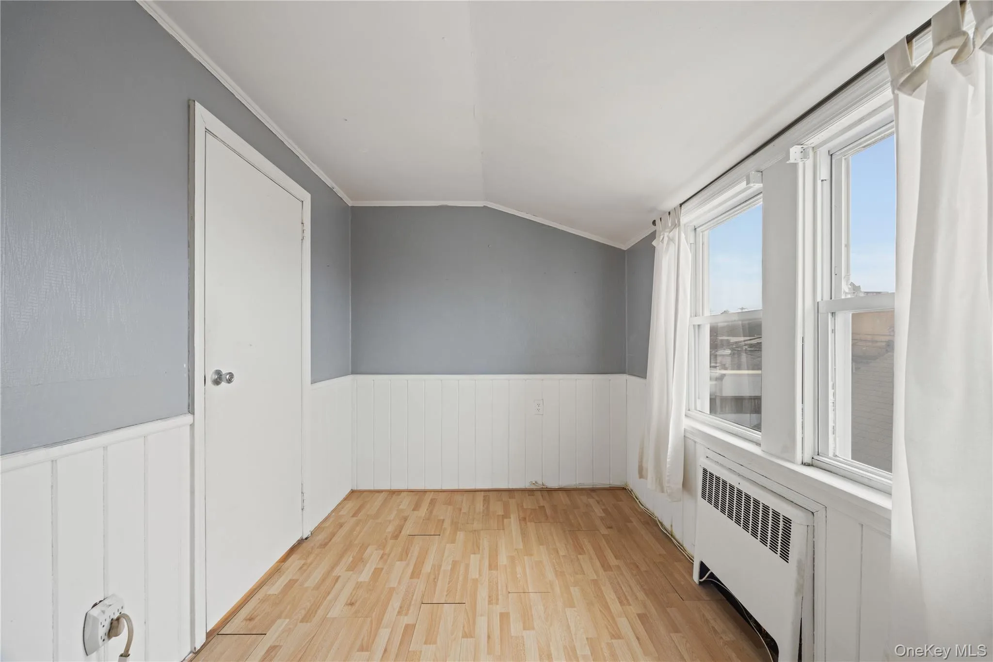 96 Warwick Road, Hempstead, NY, 2 Bedrooms Bedrooms, 4 Rooms Rooms,1 BathroomBathrooms,Residential Lease,For Rent,Warwick,0,968558 96 Warwick Road, Hempstead, NY, 2 Bedrooms Bedrooms, 4 Rooms Rooms,1 BathroomBathrooms,Residential Lease,For Rent,Warwick,0,968558