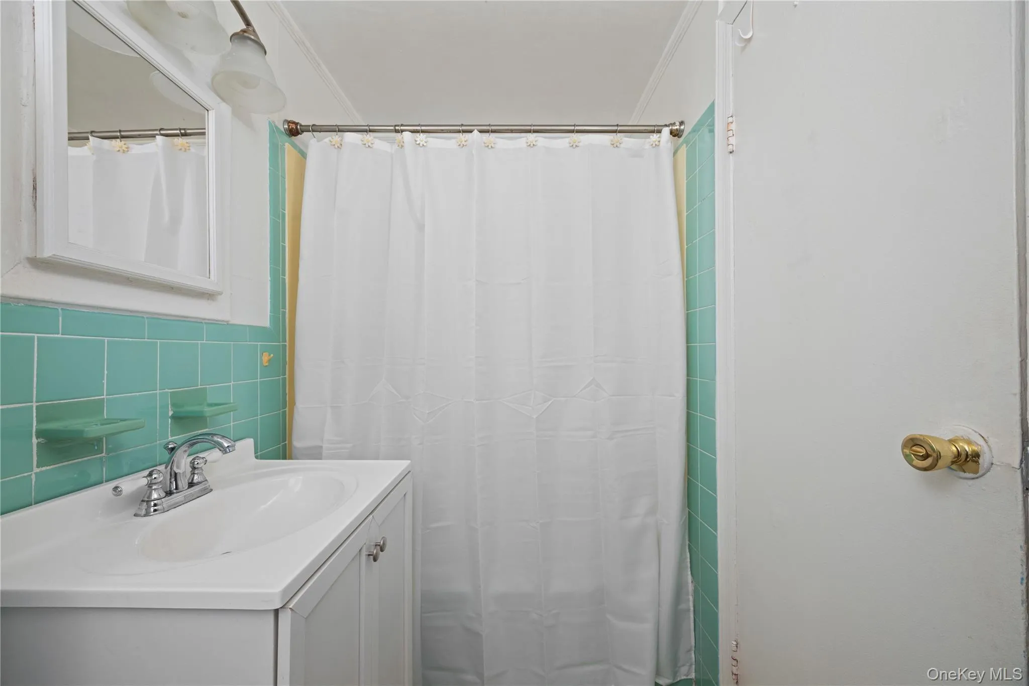 96 Warwick Road, Hempstead, NY, 2 Bedrooms Bedrooms, 4 Rooms Rooms,1 BathroomBathrooms,Residential Lease,For Rent,Warwick,0,968558 96 Warwick Road, Hempstead, NY, 2 Bedrooms Bedrooms, 4 Rooms Rooms,1 BathroomBathrooms,Residential Lease,For Rent,Warwick,0,968558
