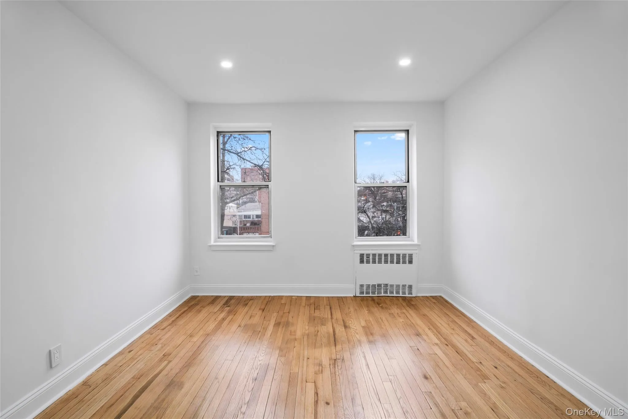 6535 Yellowstone Boulevard, New York, NY, 2 Bedrooms Bedrooms, 5 Rooms Rooms,1 BathroomBathrooms,Residential Sale,For Rent,Yellowstone,0,968569 6535 Yellowstone Boulevard, New York, NY, 2 Bedrooms Bedrooms, 5 Rooms Rooms,1 BathroomBathrooms,Residential Sale,For Rent,Yellowstone,0,968569