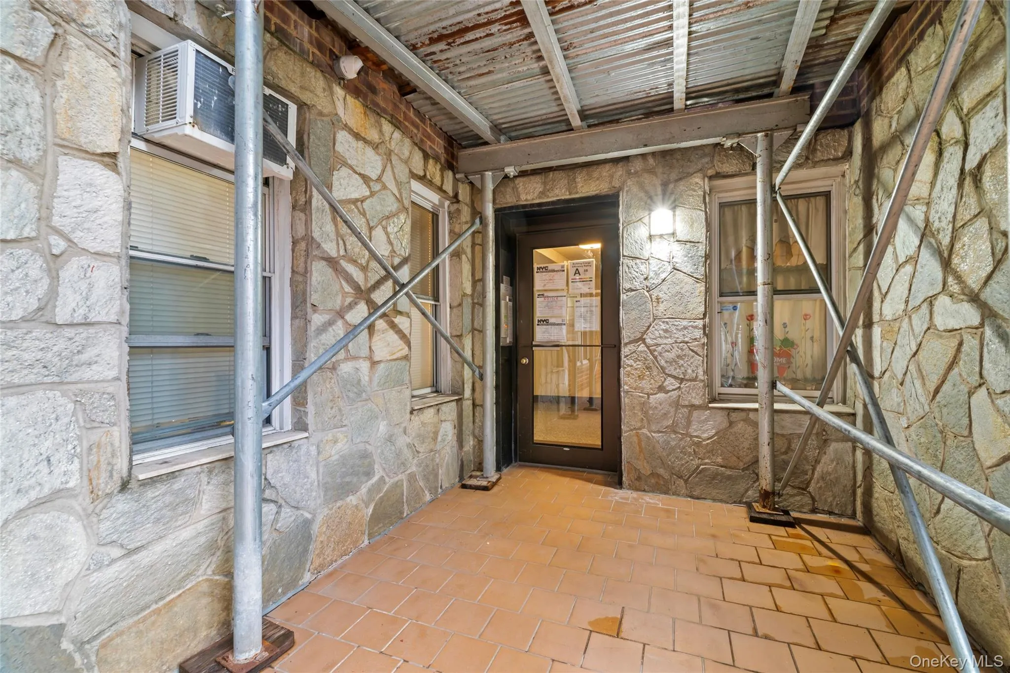 6535 Yellowstone Boulevard, New York, NY, 2 Bedrooms Bedrooms, 5 Rooms Rooms,1 BathroomBathrooms,Residential Sale,For Rent,Yellowstone,0,968569 6535 Yellowstone Boulevard, New York, NY, 2 Bedrooms Bedrooms, 5 Rooms Rooms,1 BathroomBathrooms,Residential Sale,For Rent,Yellowstone,0,968569