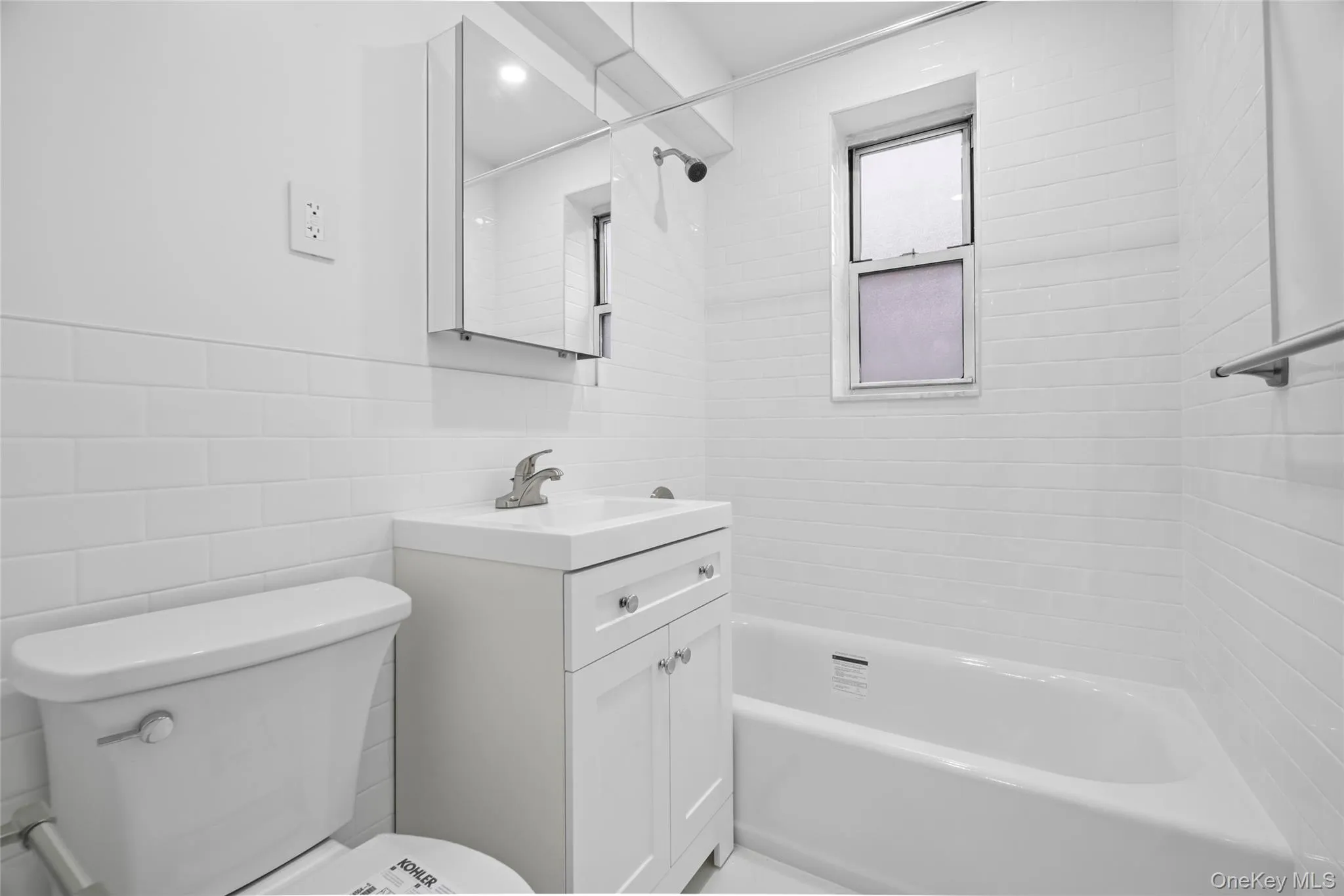 6535 Yellowstone Boulevard, New York, NY, 2 Bedrooms Bedrooms, 5 Rooms Rooms,1 BathroomBathrooms,Residential Sale,For Rent,Yellowstone,0,968569 6535 Yellowstone Boulevard, New York, NY, 2 Bedrooms Bedrooms, 5 Rooms Rooms,1 BathroomBathrooms,Residential Sale,For Rent,Yellowstone,0,968569