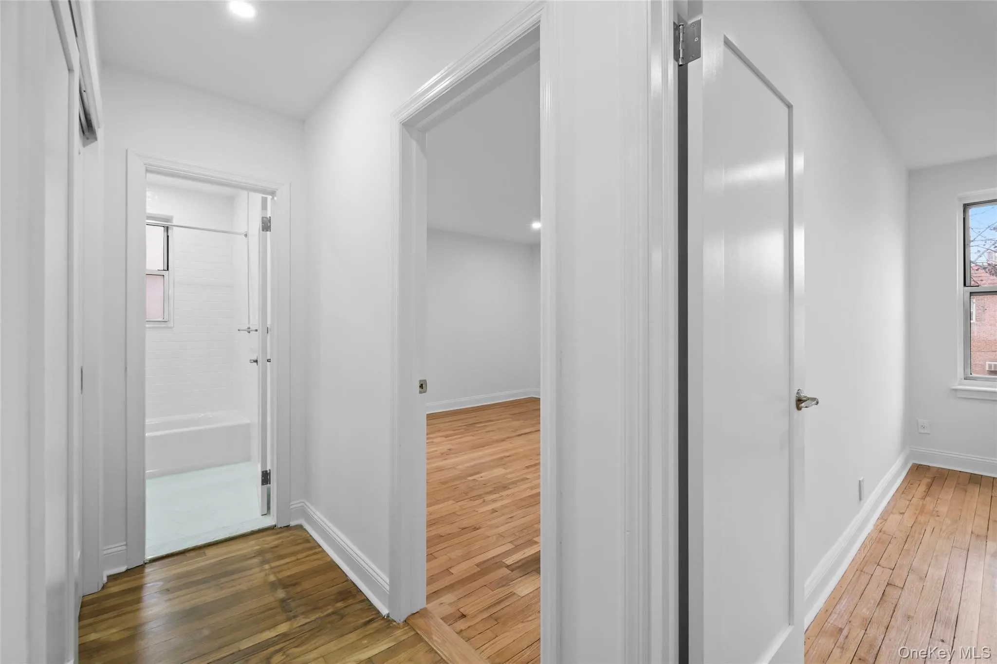 6535 Yellowstone Boulevard, New York, NY, 2 Bedrooms Bedrooms, 5 Rooms Rooms,1 BathroomBathrooms,Residential Sale,For Rent,Yellowstone,0,968569 6535 Yellowstone Boulevard, New York, NY, 2 Bedrooms Bedrooms, 5 Rooms Rooms,1 BathroomBathrooms,Residential Sale,For Rent,Yellowstone,0,968569