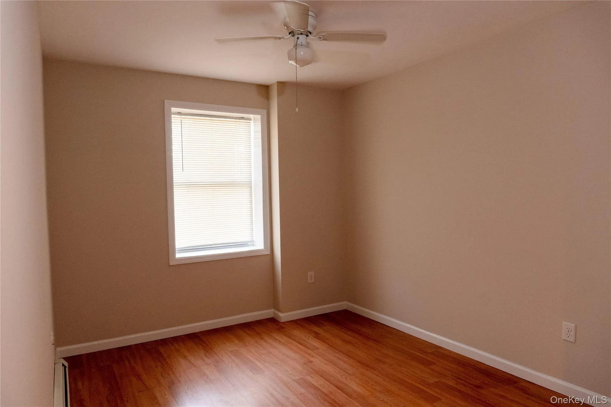 58 Grant Avenue, Clarkstown, NY, 1 Bedroom Bedrooms, 3 Rooms Rooms,1 BathroomBathrooms,Residential Lease,For Rent,Grant,0,968576 58 Grant Avenue, Clarkstown, NY, 1 Bedroom Bedrooms, 3 Rooms Rooms,1 BathroomBathrooms,Residential Lease,For Rent,Grant,0,968576