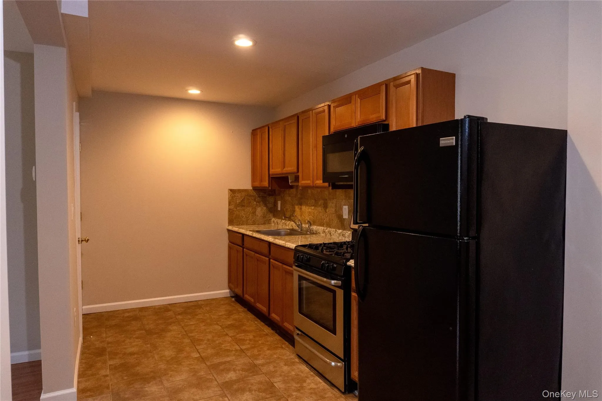 58 Grant Avenue, Clarkstown, NY, 1 Bedroom Bedrooms, 3 Rooms Rooms,1 BathroomBathrooms,Residential Lease,For Rent,Grant,0,968576 58 Grant Avenue, Clarkstown, NY, 1 Bedroom Bedrooms, 3 Rooms Rooms,1 BathroomBathrooms,Residential Lease,For Rent,Grant,0,968576