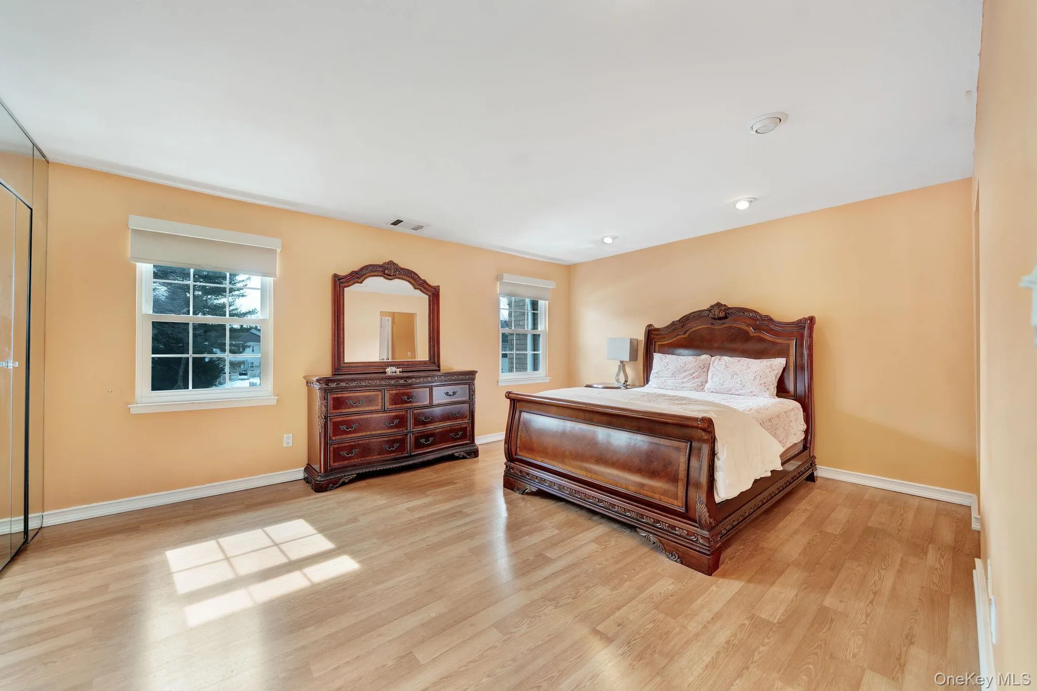 11 Manors Drive, Oyster Bay, NY, 3 Bedrooms Bedrooms, 6 Rooms Rooms,2 BathroomsBathrooms,Residential,For Rent,Manors,0,968580 11 Manors Drive, Oyster Bay, NY, 3 Bedrooms Bedrooms, 6 Rooms Rooms,2 BathroomsBathrooms,Residential,For Rent,Manors,0,968580