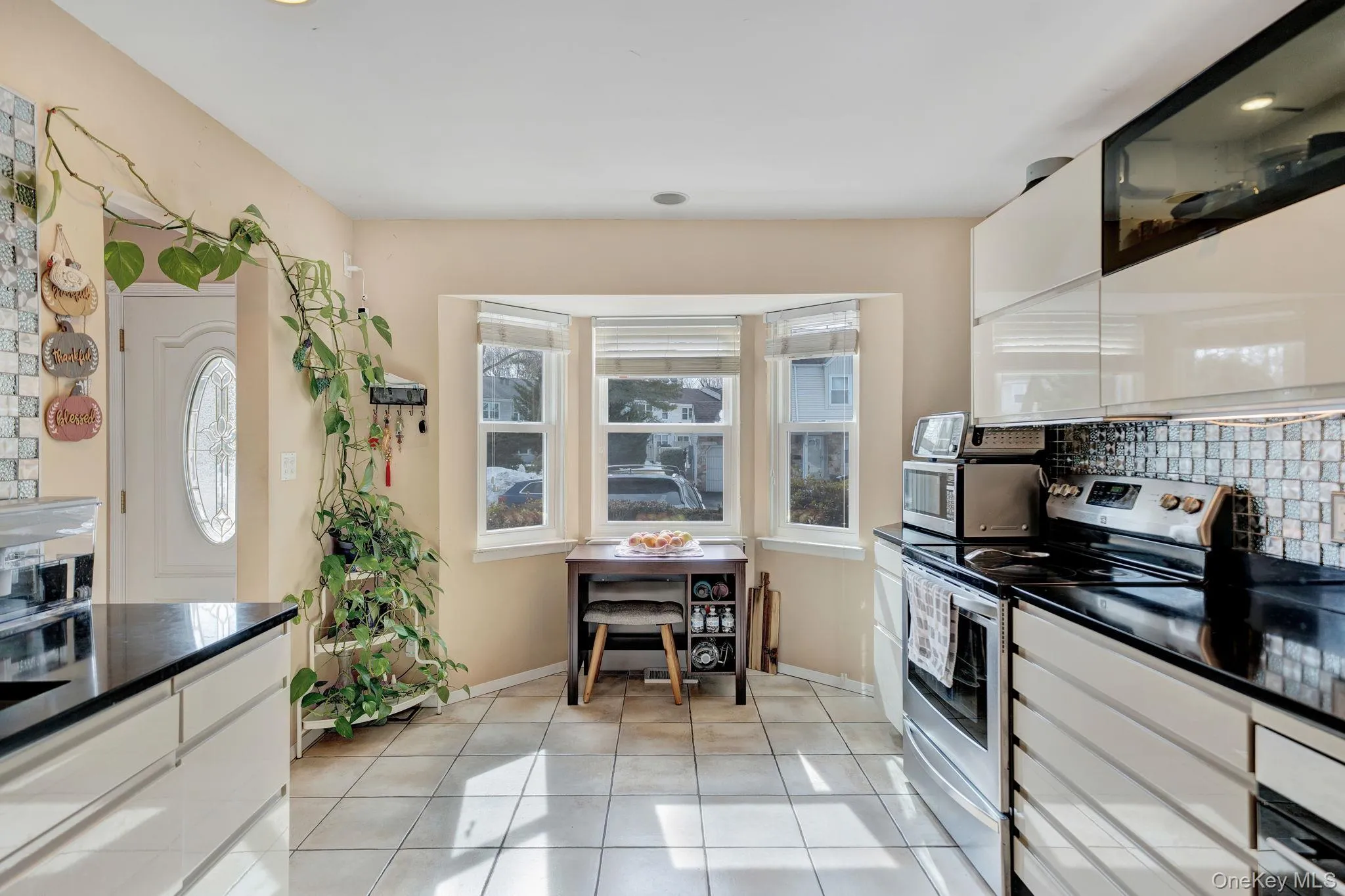 11 Manors Drive, Oyster Bay, NY, 3 Bedrooms Bedrooms, 6 Rooms Rooms,2 BathroomsBathrooms,Residential,For Rent,Manors,0,968580 11 Manors Drive, Oyster Bay, NY, 3 Bedrooms Bedrooms, 6 Rooms Rooms,2 BathroomsBathrooms,Residential,For Rent,Manors,0,968580