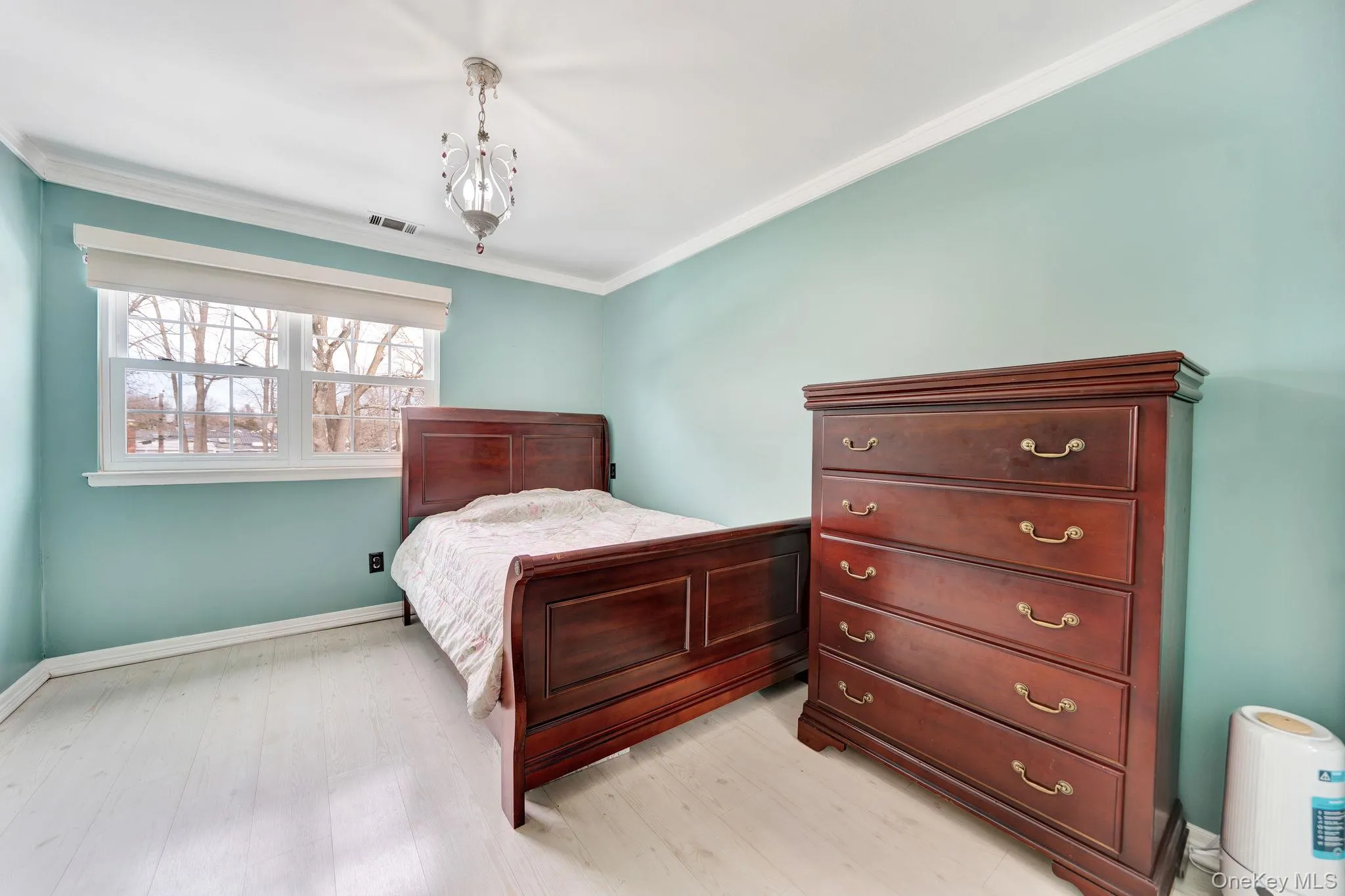 11 Manors Drive, Oyster Bay, NY, 3 Bedrooms Bedrooms, 6 Rooms Rooms,2 BathroomsBathrooms,Residential,For Rent,Manors,0,968580 11 Manors Drive, Oyster Bay, NY, 3 Bedrooms Bedrooms, 6 Rooms Rooms,2 BathroomsBathrooms,Residential,For Rent,Manors,0,968580