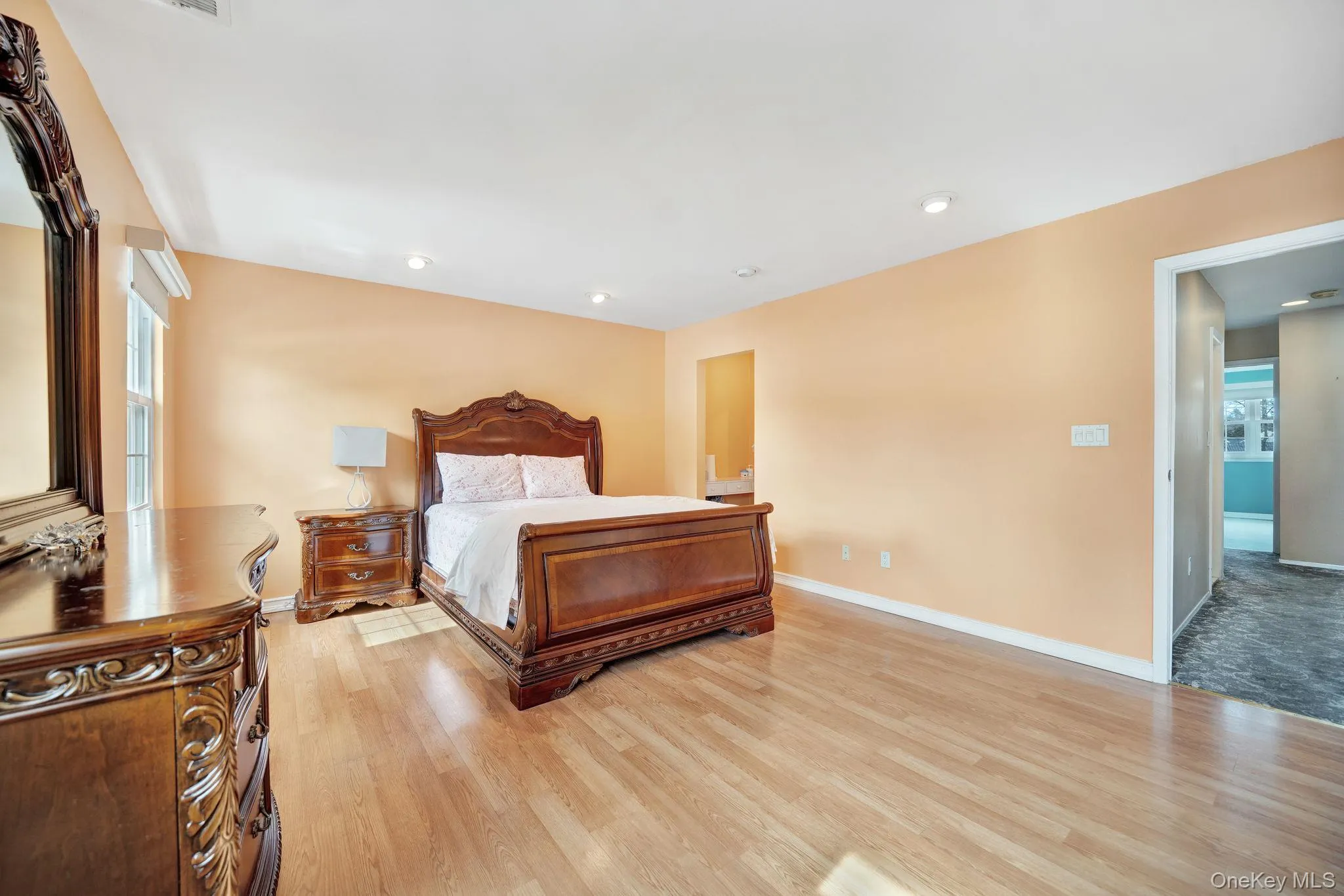 11 Manors Drive, Oyster Bay, NY, 3 Bedrooms Bedrooms, 6 Rooms Rooms,2 BathroomsBathrooms,Residential,For Rent,Manors,0,968580 11 Manors Drive, Oyster Bay, NY, 3 Bedrooms Bedrooms, 6 Rooms Rooms,2 BathroomsBathrooms,Residential,For Rent,Manors,0,968580