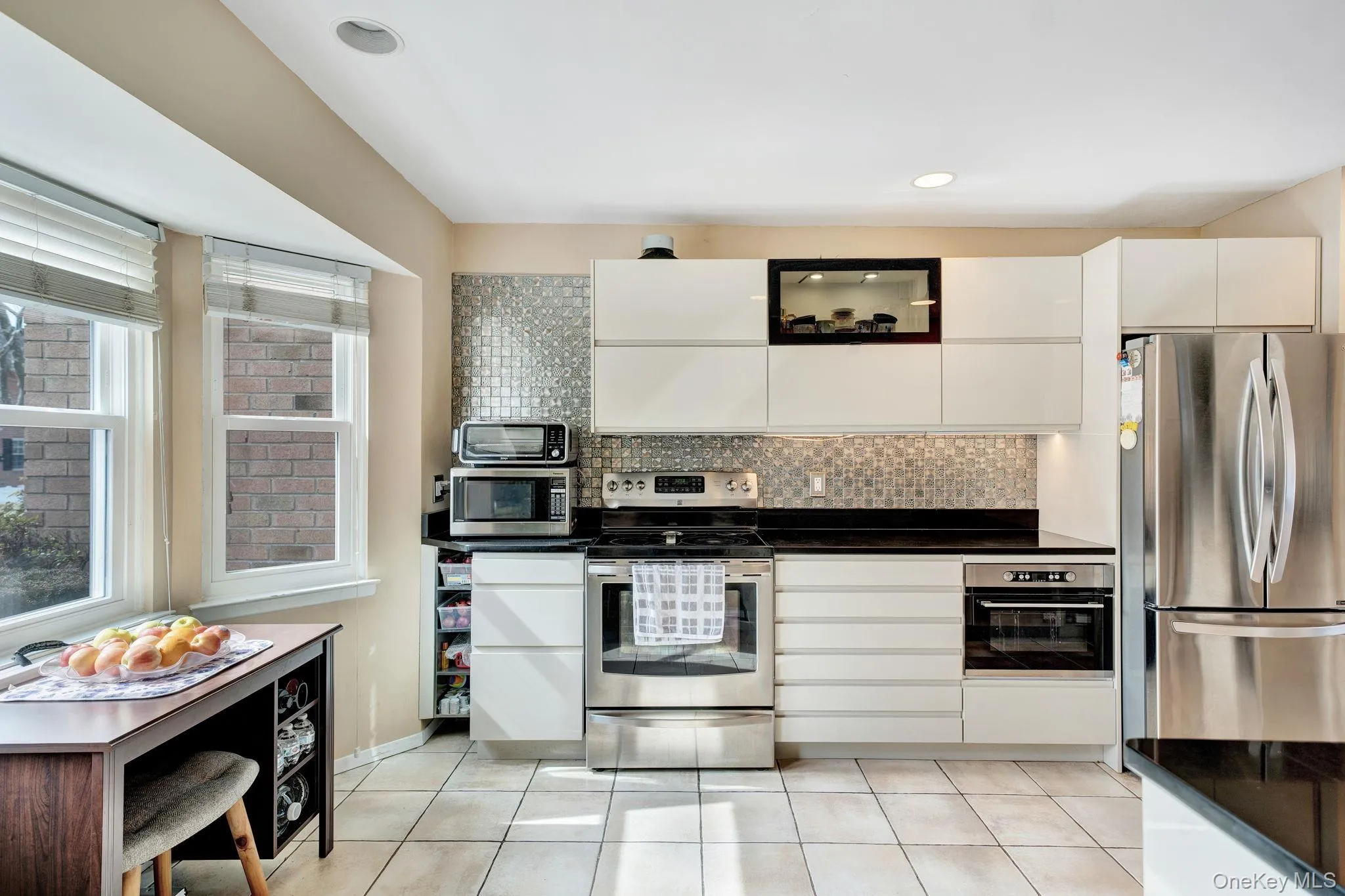 11 Manors Drive, Oyster Bay, NY, 3 Bedrooms Bedrooms, 6 Rooms Rooms,2 BathroomsBathrooms,Residential,For Rent,Manors,0,968580 11 Manors Drive, Oyster Bay, NY, 3 Bedrooms Bedrooms, 6 Rooms Rooms,2 BathroomsBathrooms,Residential,For Rent,Manors,0,968580