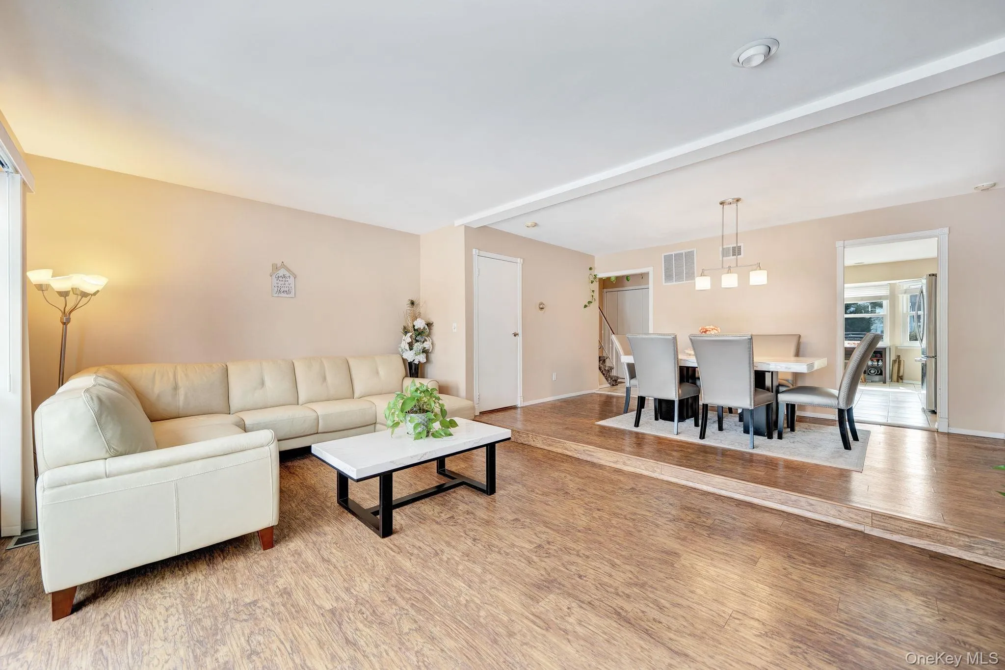 11 Manors Drive, Oyster Bay, NY, 3 Bedrooms Bedrooms, 6 Rooms Rooms,2 BathroomsBathrooms,Residential,For Rent,Manors,0,968580 11 Manors Drive, Oyster Bay, NY, 3 Bedrooms Bedrooms, 6 Rooms Rooms,2 BathroomsBathrooms,Residential,For Rent,Manors,0,968580