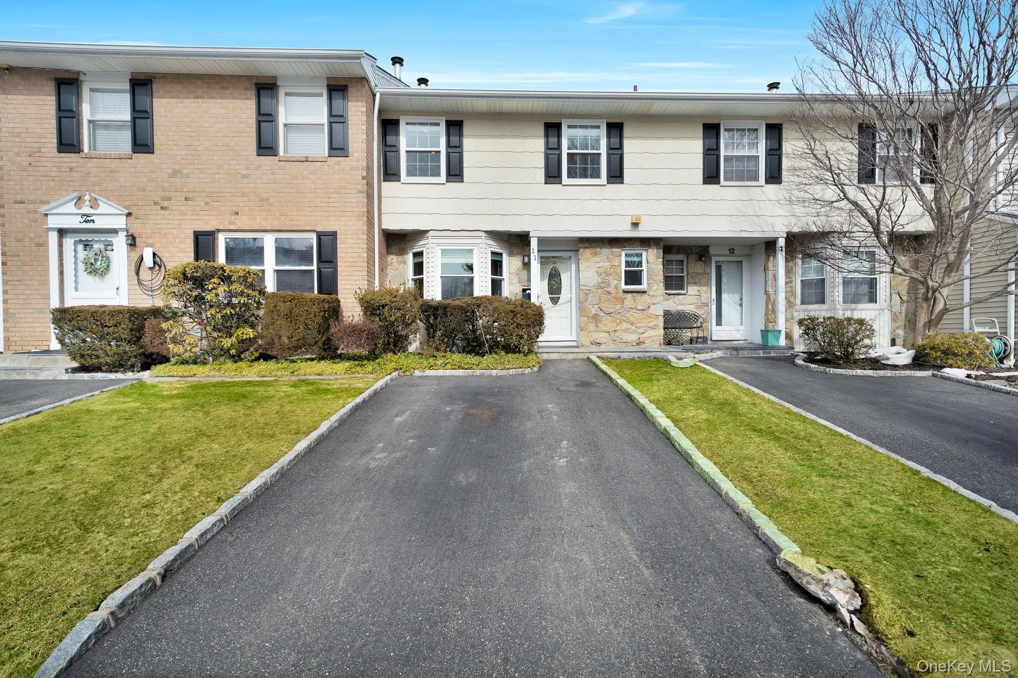 11 Manors Drive, Oyster Bay, NY, 3 Bedrooms Bedrooms, 6 Rooms Rooms,2 BathroomsBathrooms,Residential,For Rent,Manors,0,968580 11 Manors Drive, Oyster Bay, NY, 3 Bedrooms Bedrooms, 6 Rooms Rooms,2 BathroomsBathrooms,Residential,For Rent,Manors,0,968580