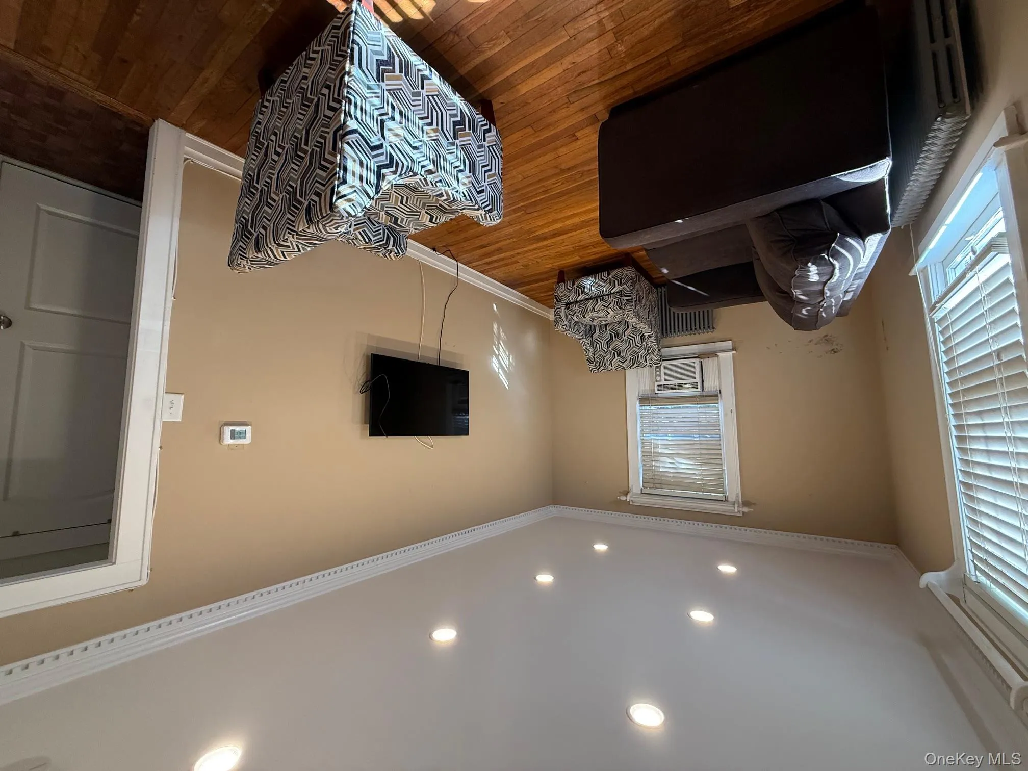 143 East Avenue, Oyster Bay, NY, 3 Bedrooms Bedrooms, 5 Rooms Rooms,2 BathroomsBathrooms,Residential Lease,For Rent,East,0,968585 143 East Avenue, Oyster Bay, NY, 3 Bedrooms Bedrooms, 5 Rooms Rooms,2 BathroomsBathrooms,Residential Lease,For Rent,East,0,968585