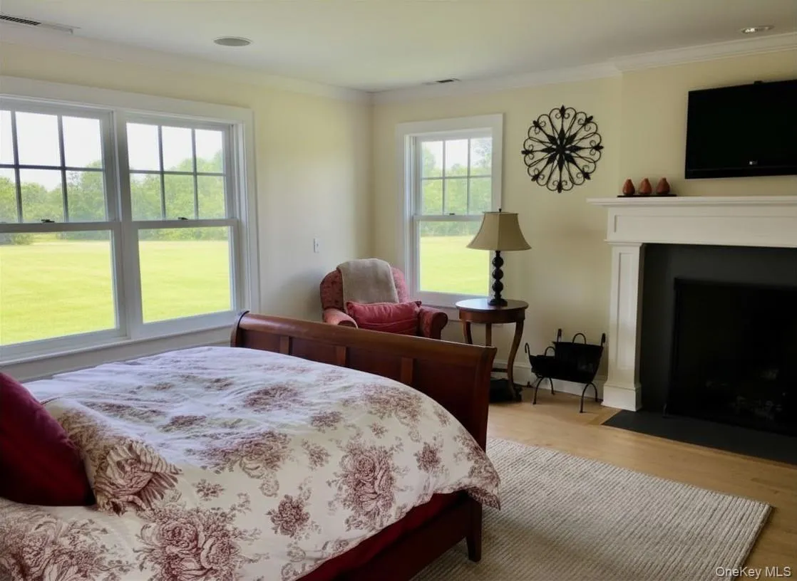 All 4 Bedrooms Enjoy Spectacular Views, Abundant Light & Charm All 4 Bedrooms Enjoy Spectacular Views, Abundant Light & Charm