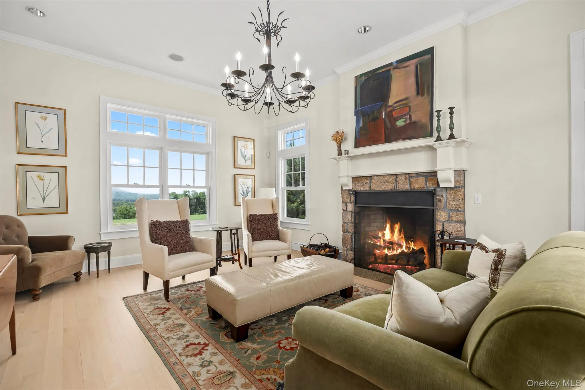 A Charming Den with Fireplace and Stunning Views A Charming Den with Fireplace and Stunning Views