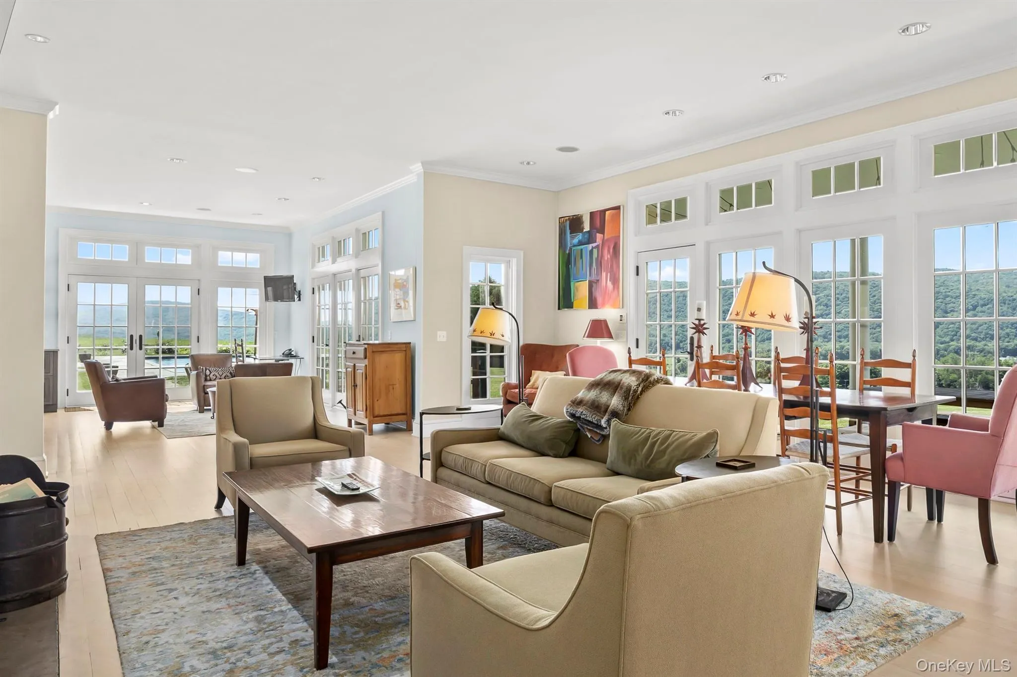 A Stunning Light-Filled Living Area, Dining Area and Kitchen all have Tons of Glass & Outdoor Access A Stunning Light-Filled Living Area, Dining Area and Kitchen all have Tons of Glass & Outdoor Access