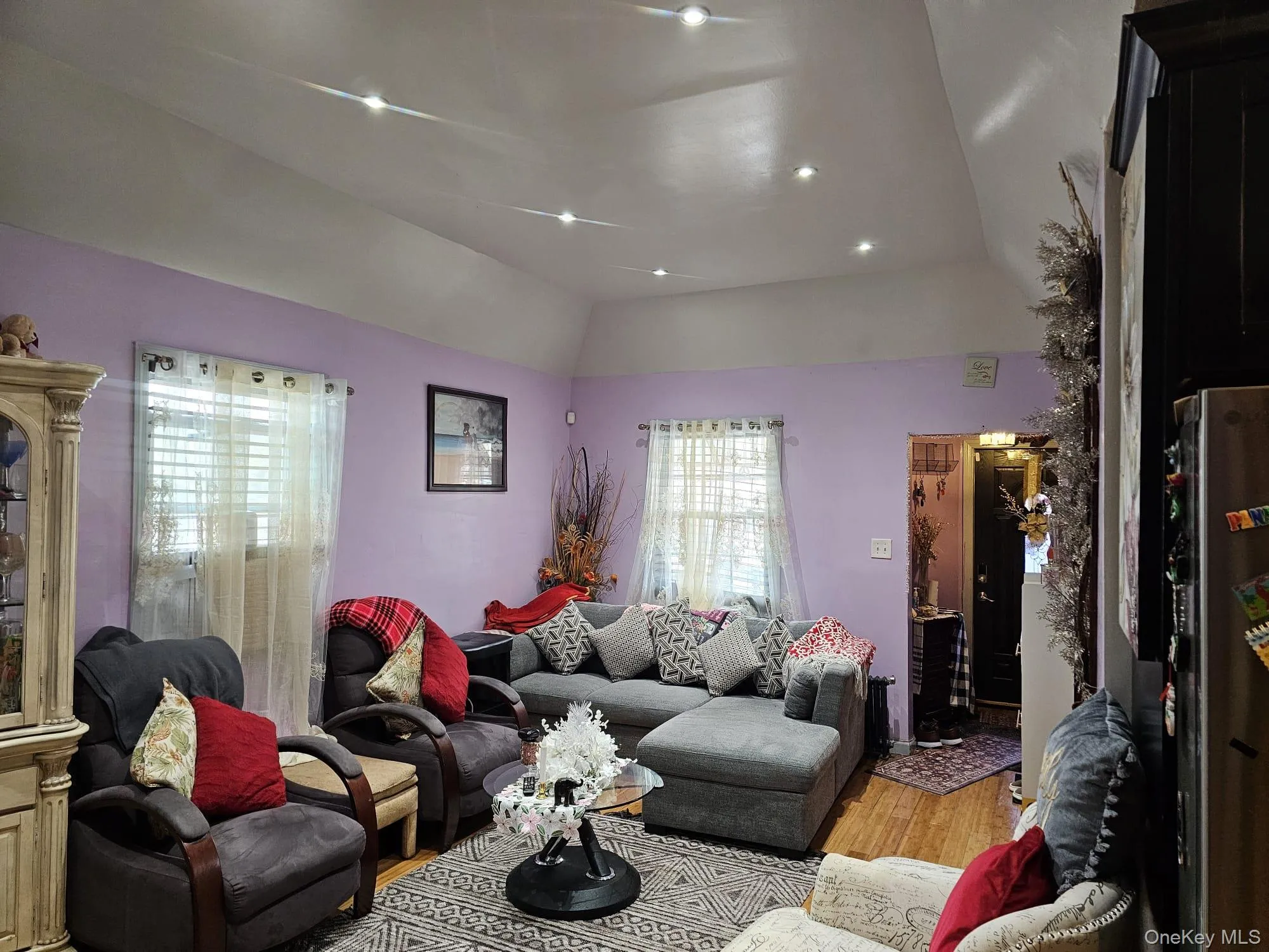 179-10 Mathewson Court, New York, NY, 3 Bedrooms Bedrooms, 5 Rooms Rooms,2 BathroomsBathrooms,Residential Sale,For Rent,Mathewson Court,0,968612 179-10 Mathewson Court, New York, NY, 3 Bedrooms Bedrooms, 5 Rooms Rooms,2 BathroomsBathrooms,Residential Sale,For Rent,Mathewson Court,0,968612