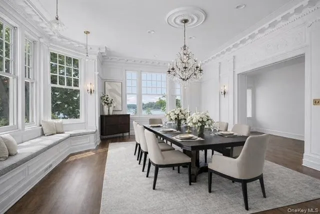 Dining Room - virtually staged furniture Dining Room - virtually staged furniture