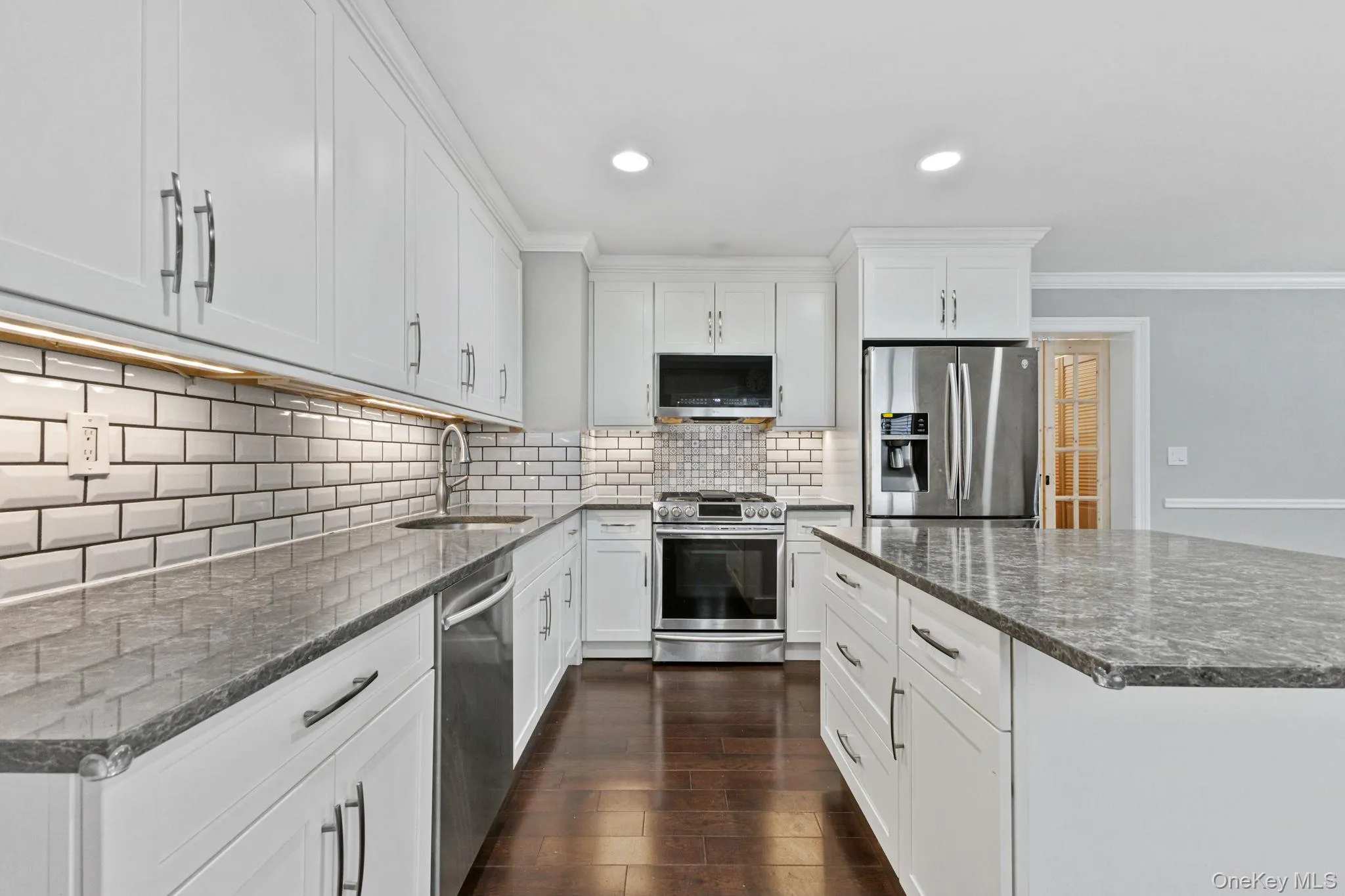 43 Clifford Place, Harrison, NY, 2 Bedrooms Bedrooms, 4 Rooms Rooms,2 BathroomsBathrooms,Residential Lease,For Rent,Clifford,0,968629 43 Clifford Place, Harrison, NY, 2 Bedrooms Bedrooms, 4 Rooms Rooms,2 BathroomsBathrooms,Residential Lease,For Rent,Clifford,0,968629