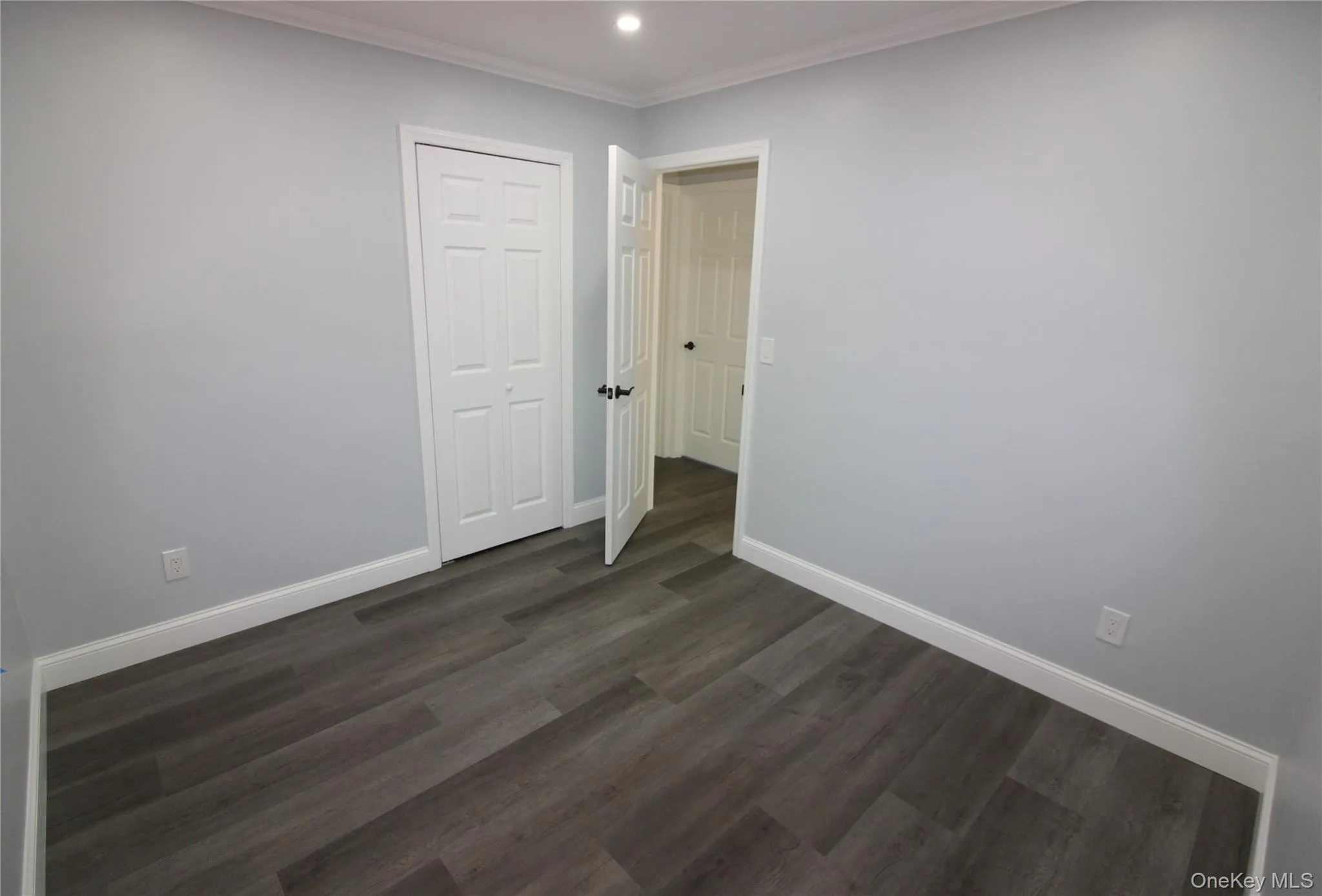 26 Circle Lane, Islip, NY, 4 Bedrooms Bedrooms, 11 Rooms Rooms,2 BathroomsBathrooms,Residential Lease,For Rent,Circle,0,968633 26 Circle Lane, Islip, NY, 4 Bedrooms Bedrooms, 11 Rooms Rooms,2 BathroomsBathrooms,Residential Lease,For Rent,Circle,0,968633