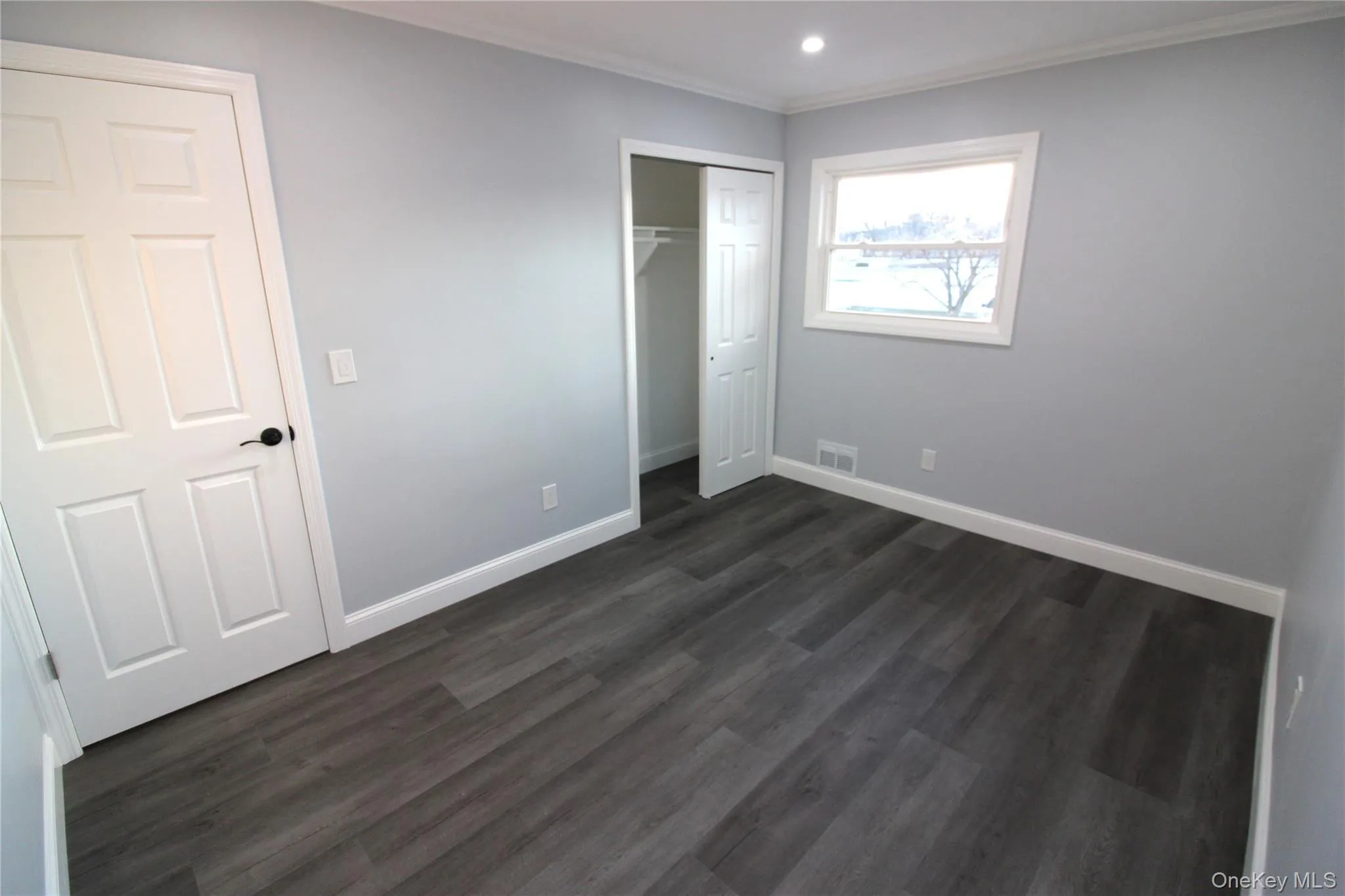 26 Circle Lane, Islip, NY, 4 Bedrooms Bedrooms, 11 Rooms Rooms,2 BathroomsBathrooms,Residential Lease,For Rent,Circle,0,968633 26 Circle Lane, Islip, NY, 4 Bedrooms Bedrooms, 11 Rooms Rooms,2 BathroomsBathrooms,Residential Lease,For Rent,Circle,0,968633