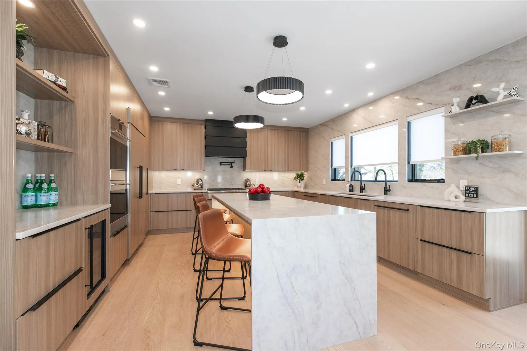 1 Bentley Road, North Hempstead, NY, 5 Bedrooms Bedrooms, 10 Rooms Rooms,4 BathroomsBathrooms,Residential,For Rent,Bentley,0,968667 1 Bentley Road, North Hempstead, NY, 5 Bedrooms Bedrooms, 10 Rooms Rooms,4 BathroomsBathrooms,Residential,For Rent,Bentley,0,968667