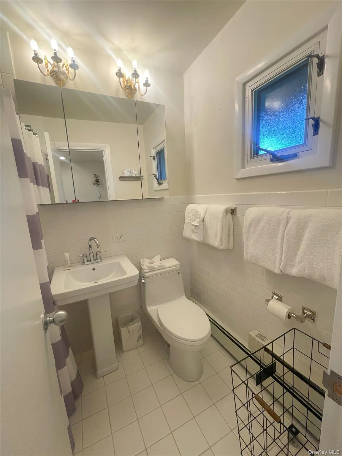 379 Bluff Road, East Hampton, NY, 1 Bedroom Bedrooms, 3 Rooms Rooms,1 BathroomBathrooms,Residential Sale,For Rent,Bluff,0,968679 379 Bluff Road, East Hampton, NY, 1 Bedroom Bedrooms, 3 Rooms Rooms,1 BathroomBathrooms,Residential Sale,For Rent,Bluff,0,968679