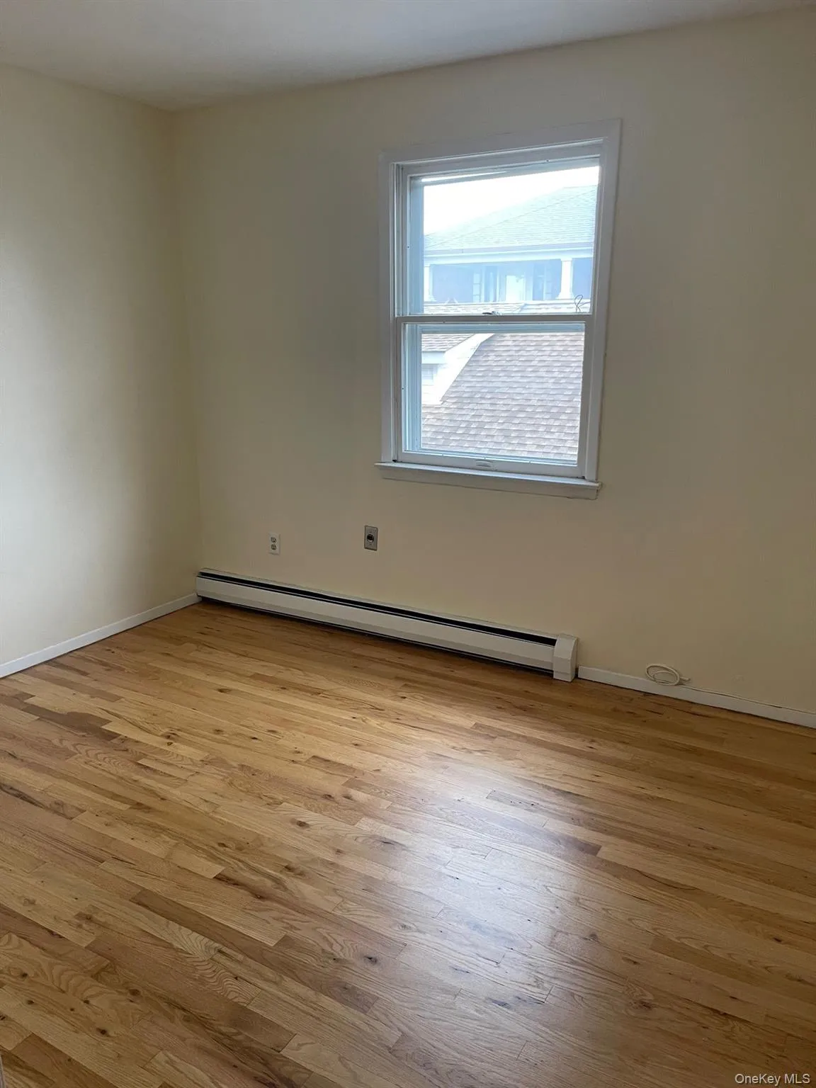 717 Clarence Avenue, New York, NY, 3 Bedrooms Bedrooms, 7 Rooms Rooms,1 BathroomBathrooms,Residential Lease,For Rent,Clarence,0,968705 717 Clarence Avenue, New York, NY, 3 Bedrooms Bedrooms, 7 Rooms Rooms,1 BathroomBathrooms,Residential Lease,For Rent,Clarence,0,968705