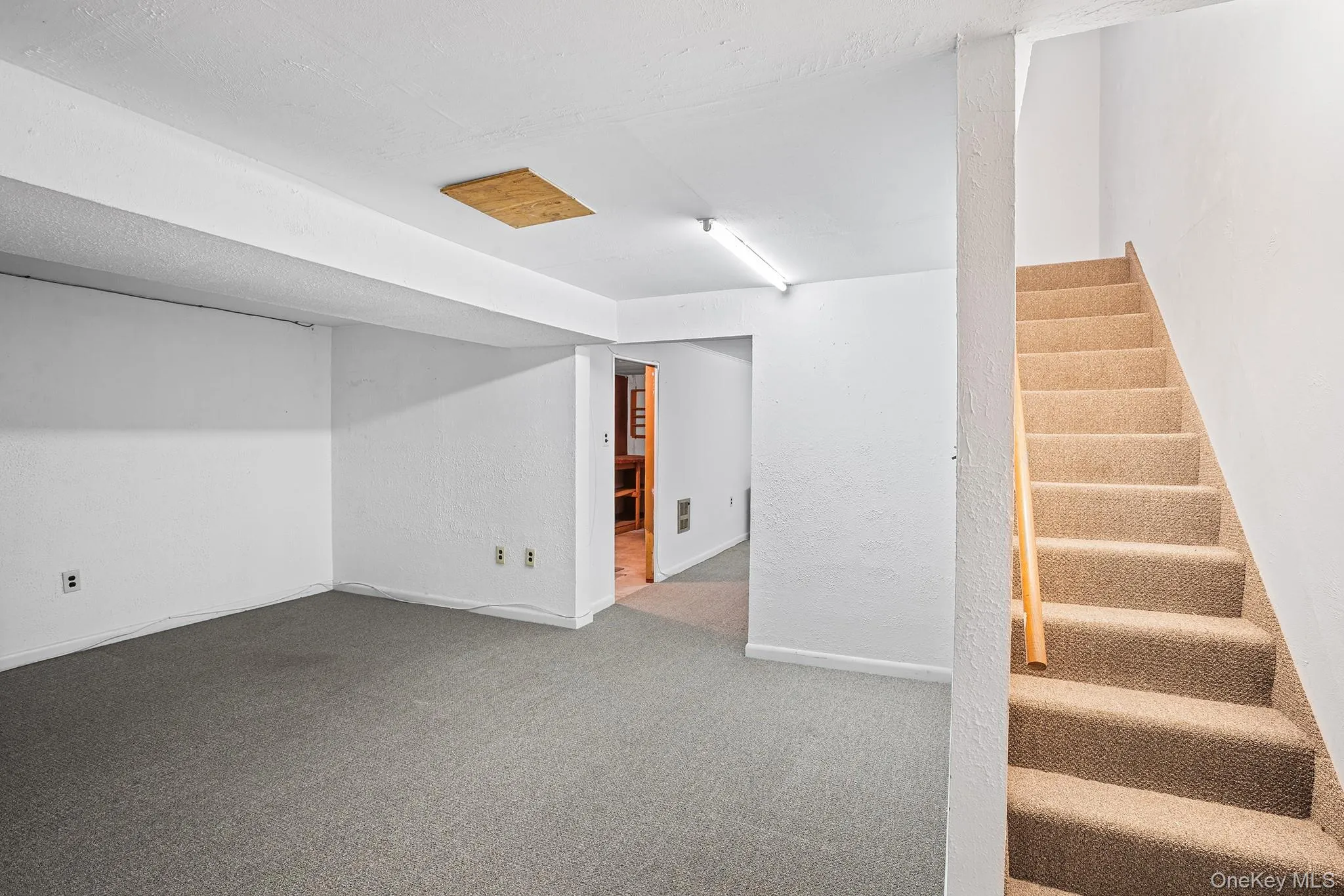 21 Roundtree Court, Beacon, NY, 3 Bedrooms Bedrooms, 8 Rooms Rooms,1 BathroomBathrooms,Residential,For Rent,Roundtree,0,968737 21 Roundtree Court, Beacon, NY, 3 Bedrooms Bedrooms, 8 Rooms Rooms,1 BathroomBathrooms,Residential,For Rent,Roundtree,0,968737