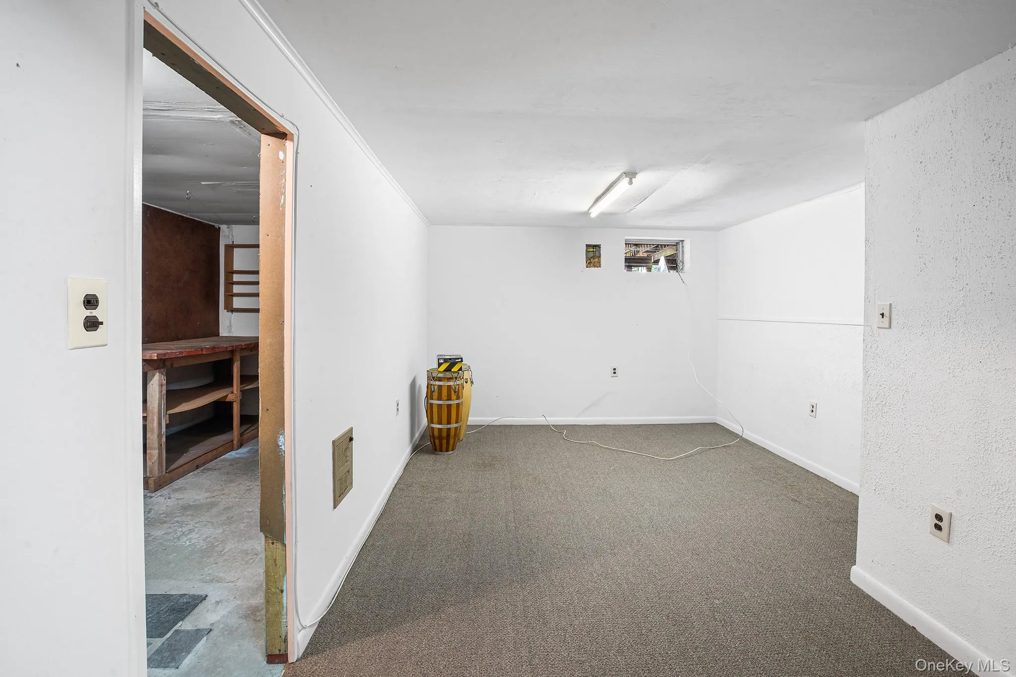 21 Roundtree Court, Beacon, NY, 3 Bedrooms Bedrooms, 8 Rooms Rooms,1 BathroomBathrooms,Residential,For Rent,Roundtree,0,968737 21 Roundtree Court, Beacon, NY, 3 Bedrooms Bedrooms, 8 Rooms Rooms,1 BathroomBathrooms,Residential,For Rent,Roundtree,0,968737