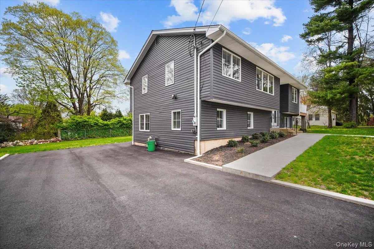 10 Sandhage Drive, Orangetown, NY, 3 Bedrooms Bedrooms, 8 Rooms Rooms,1 BathroomBathrooms,Residential Lease,For Rent,Sandhage,0,968743 10 Sandhage Drive, Orangetown, NY, 3 Bedrooms Bedrooms, 8 Rooms Rooms,1 BathroomBathrooms,Residential Lease,For Rent,Sandhage,0,968743