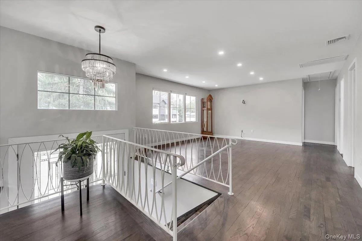 10 Sandhage Drive, Orangetown, NY, 3 Bedrooms Bedrooms, 8 Rooms Rooms,1 BathroomBathrooms,Residential Lease,For Rent,Sandhage,0,968743 10 Sandhage Drive, Orangetown, NY, 3 Bedrooms Bedrooms, 8 Rooms Rooms,1 BathroomBathrooms,Residential Lease,For Rent,Sandhage,0,968743