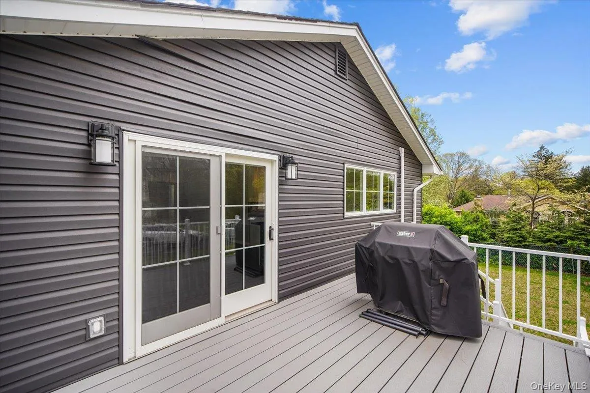 10 Sandhage Drive, Orangetown, NY, 3 Bedrooms Bedrooms, 8 Rooms Rooms,1 BathroomBathrooms,Residential Lease,For Rent,Sandhage,0,968743 10 Sandhage Drive, Orangetown, NY, 3 Bedrooms Bedrooms, 8 Rooms Rooms,1 BathroomBathrooms,Residential Lease,For Rent,Sandhage,0,968743