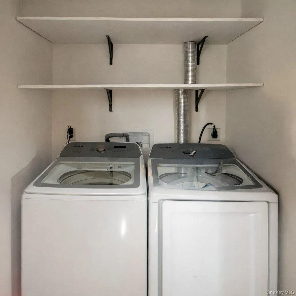 3 Shoddy Hollow Road, Mount Hope, NY, 3 Bedrooms Bedrooms, 10 Rooms Rooms,3 BathroomsBathrooms,Residential Lease,For Rent,Shoddy Hollow,0,968752 3 Shoddy Hollow Road, Mount Hope, NY, 3 Bedrooms Bedrooms, 10 Rooms Rooms,3 BathroomsBathrooms,Residential Lease,For Rent,Shoddy Hollow,0,968752