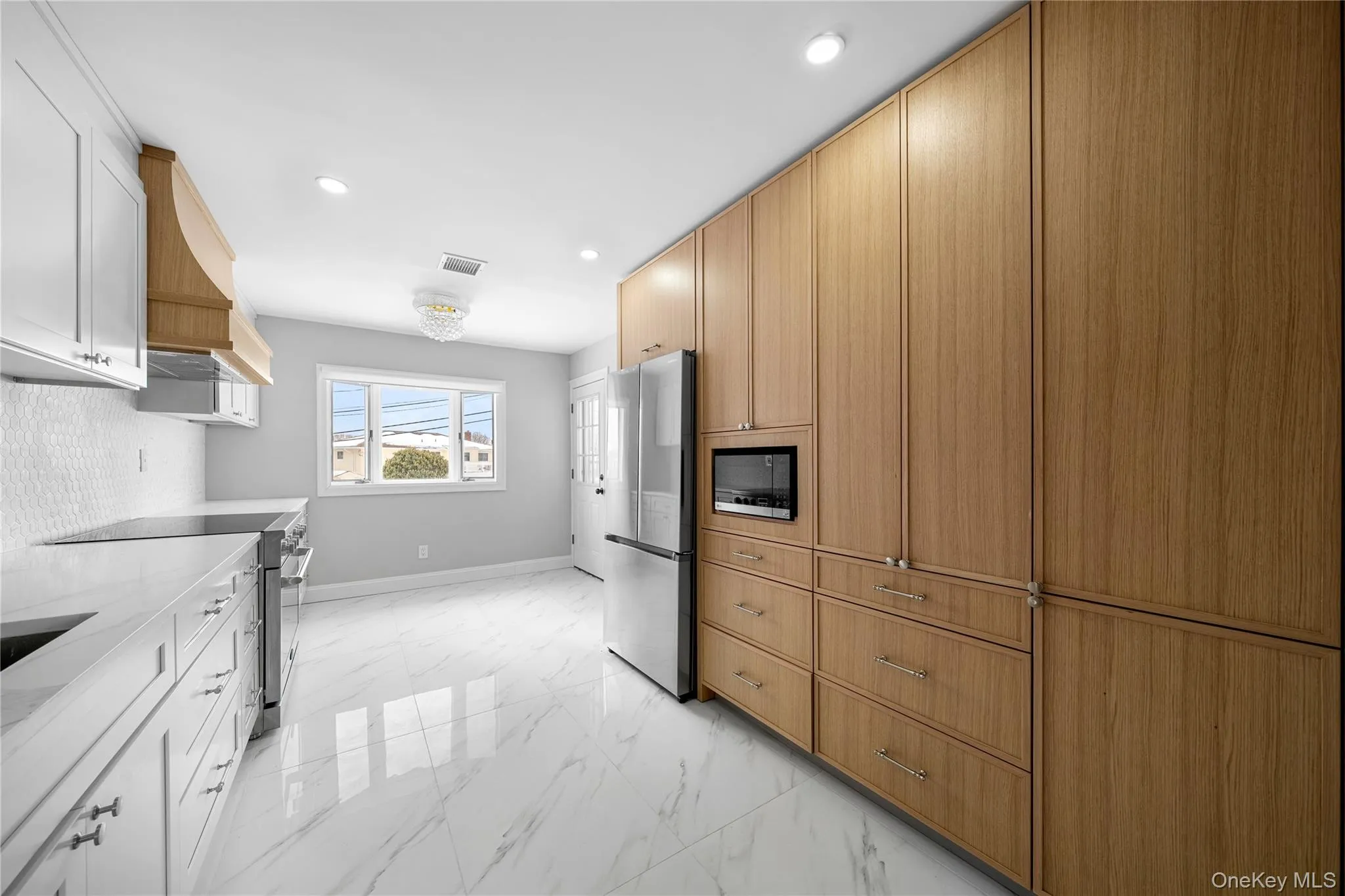 89 Harvest Lane, Huntington, NY, 4 Bedrooms Bedrooms, 9 Rooms Rooms,3 BathroomsBathrooms,Residential Lease,For Rent,Harvest,0,968759 89 Harvest Lane, Huntington, NY, 4 Bedrooms Bedrooms, 9 Rooms Rooms,3 BathroomsBathrooms,Residential Lease,For Rent,Harvest,0,968759