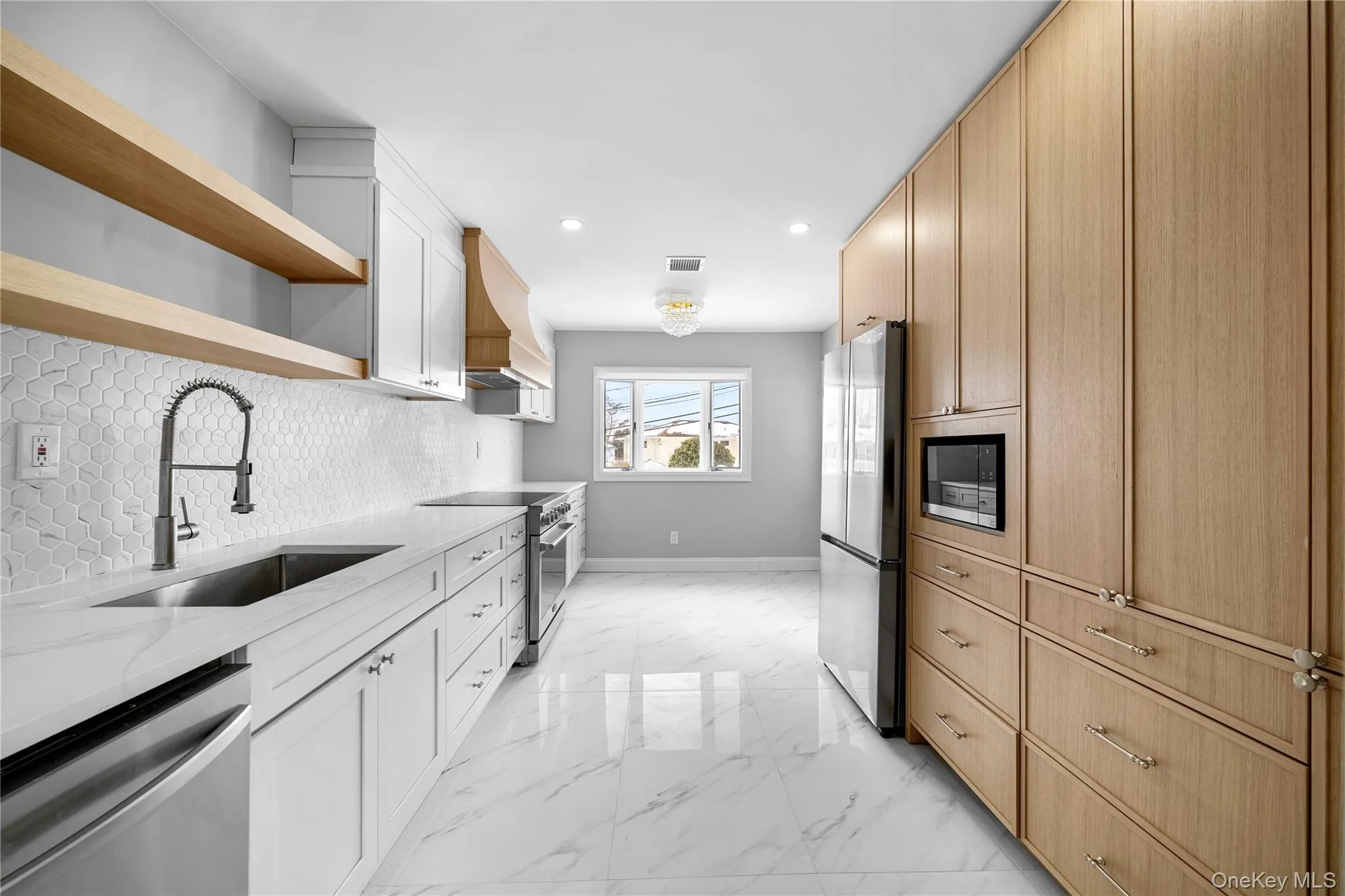 89 Harvest Lane, Huntington, NY, 4 Bedrooms Bedrooms, 9 Rooms Rooms,3 BathroomsBathrooms,Residential Lease,For Rent,Harvest,0,968759 89 Harvest Lane, Huntington, NY, 4 Bedrooms Bedrooms, 9 Rooms Rooms,3 BathroomsBathrooms,Residential Lease,For Rent,Harvest,0,968759