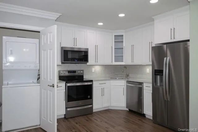 465 New Highway, Babylon, NY, 1 Bedroom Bedrooms, 4 Rooms Rooms,1 BathroomBathrooms,Residential Lease,For Rent,New,0,968768 465 New Highway, Babylon, NY, 1 Bedroom Bedrooms, 4 Rooms Rooms,1 BathroomBathrooms,Residential Lease,For Rent,New,0,968768