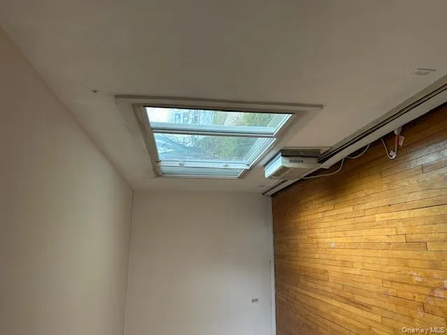 639 Wellwood Avenue, Babylon, NY, 1 Bedroom Bedrooms, 3 Rooms Rooms,1 BathroomBathrooms,Residential Lease,For Rent,Wellwood,0,968784 639 Wellwood Avenue, Babylon, NY, 1 Bedroom Bedrooms, 3 Rooms Rooms,1 BathroomBathrooms,Residential Lease,For Rent,Wellwood,0,968784