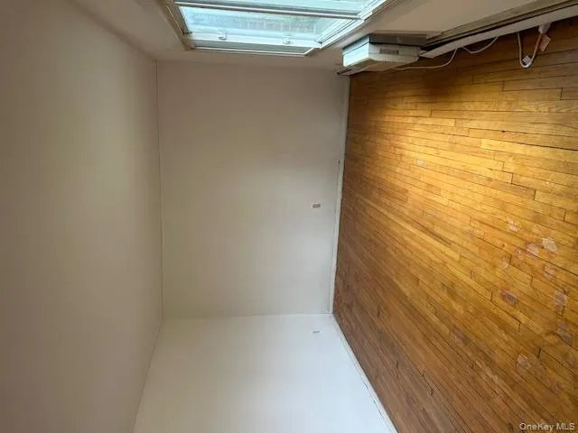 639 Wellwood Avenue, Babylon, NY, 1 Bedroom Bedrooms, 3 Rooms Rooms,1 BathroomBathrooms,Residential Lease,For Rent,Wellwood,0,968784 639 Wellwood Avenue, Babylon, NY, 1 Bedroom Bedrooms, 3 Rooms Rooms,1 BathroomBathrooms,Residential Lease,For Rent,Wellwood,0,968784