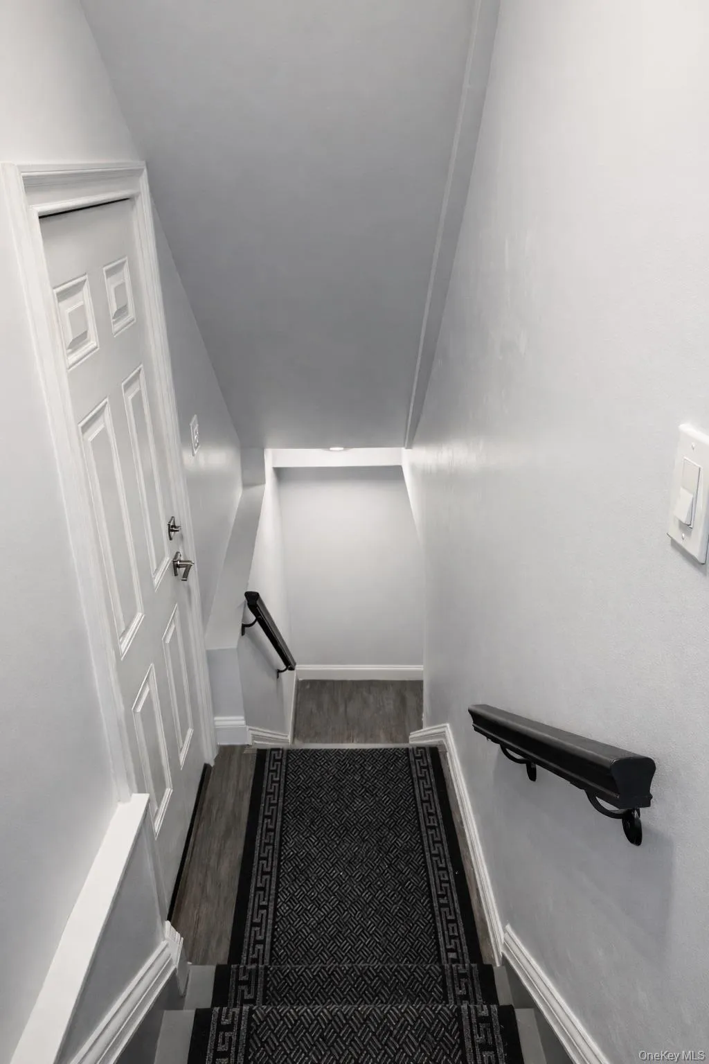 118 Forest Avenue, Glen Cove, NY, 3 Bedrooms Bedrooms, 7 Rooms Rooms,1 BathroomBathrooms,Residential Lease,For Rent,Forest,0,968816 118 Forest Avenue, Glen Cove, NY, 3 Bedrooms Bedrooms, 7 Rooms Rooms,1 BathroomBathrooms,Residential Lease,For Rent,Forest,0,968816