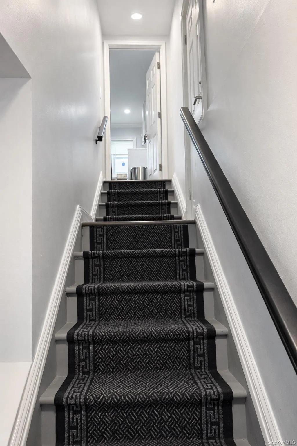 118 Forest Avenue, Glen Cove, NY, 3 Bedrooms Bedrooms, 7 Rooms Rooms,1 BathroomBathrooms,Residential Lease,For Rent,Forest,0,968816 118 Forest Avenue, Glen Cove, NY, 3 Bedrooms Bedrooms, 7 Rooms Rooms,1 BathroomBathrooms,Residential Lease,For Rent,Forest,0,968816