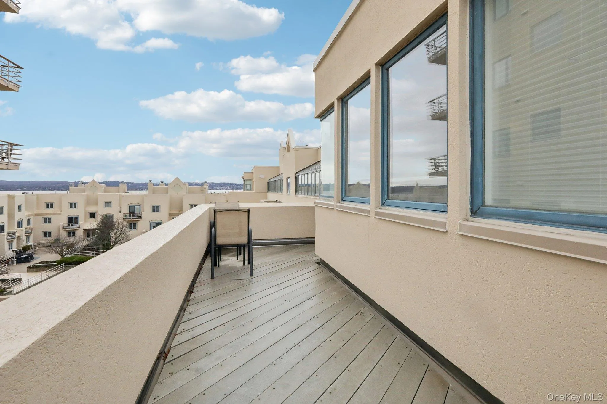 Huge balcony off kitchen Huge balcony off kitchen